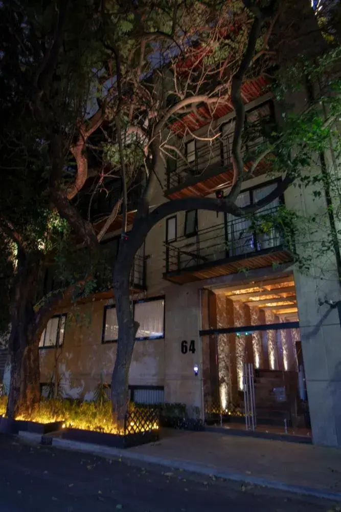 Property building in Suites MINE Property building in Suites MINE