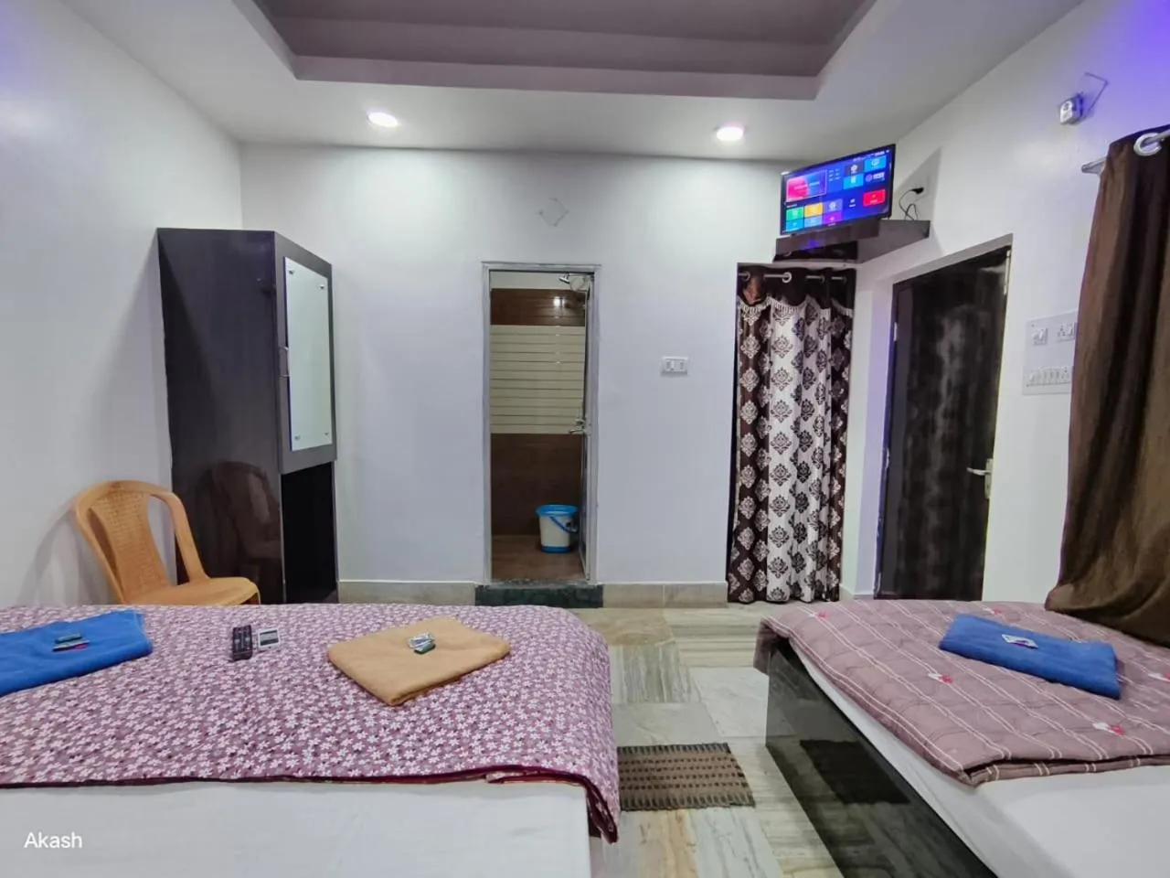 Bed in Hotel Bobby house 450m from beach & 1 km from temple