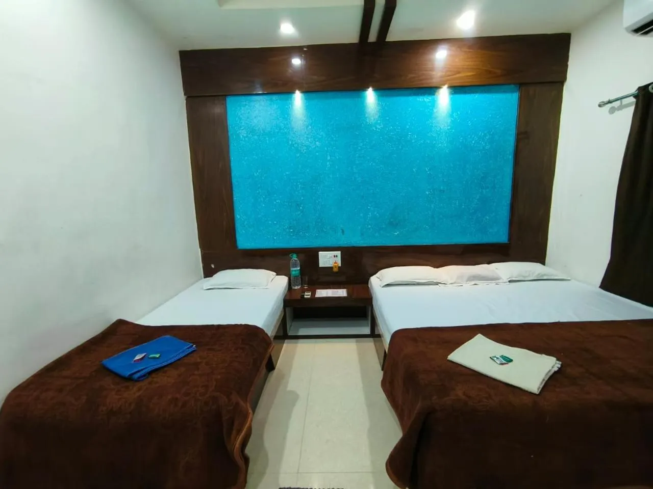 Bed in Hotel Bobby house 450m from beach & 1 km from temple