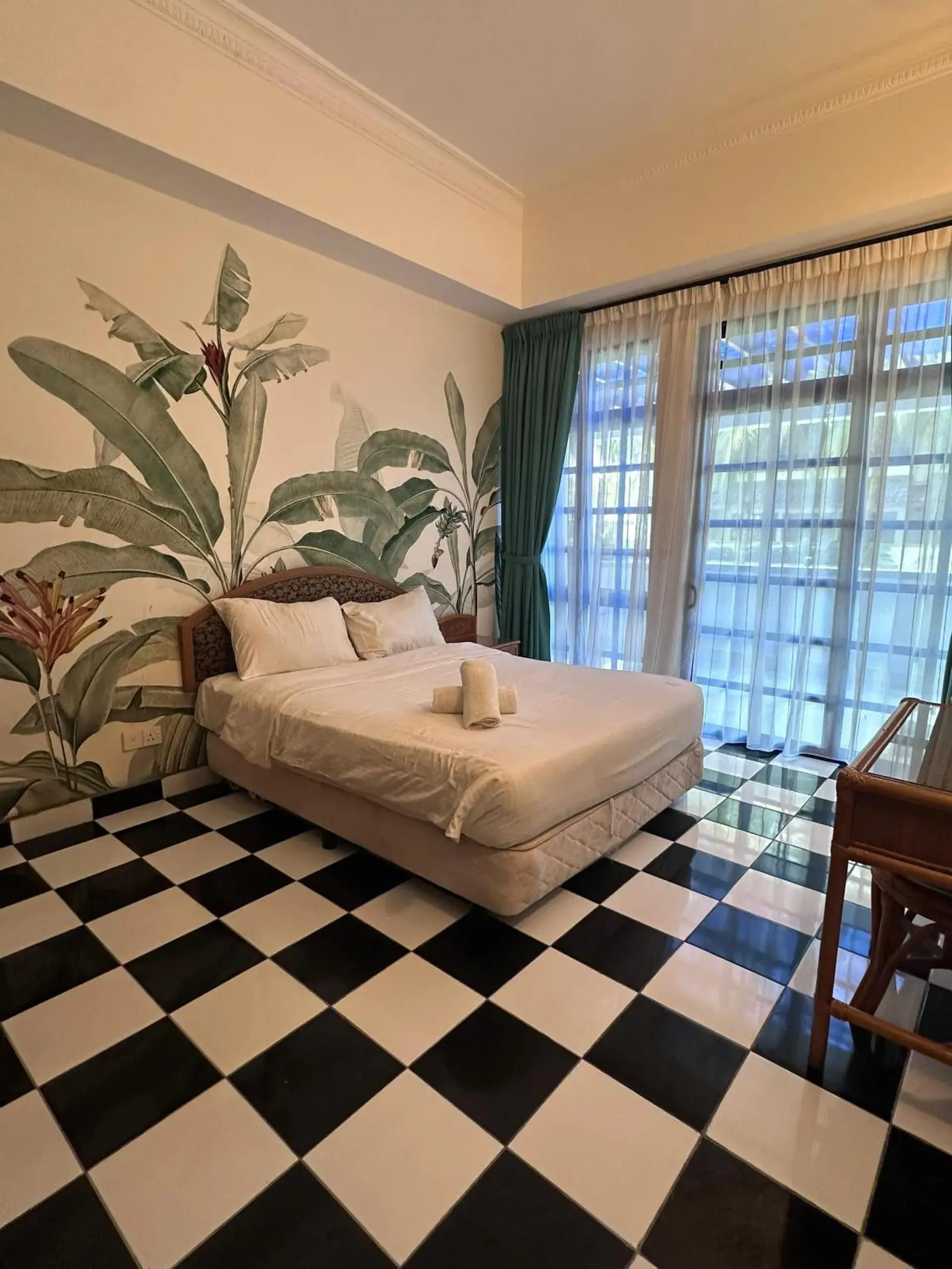 Bed in Long Sands Port Dickson Bed in Long Sands Port Dickson