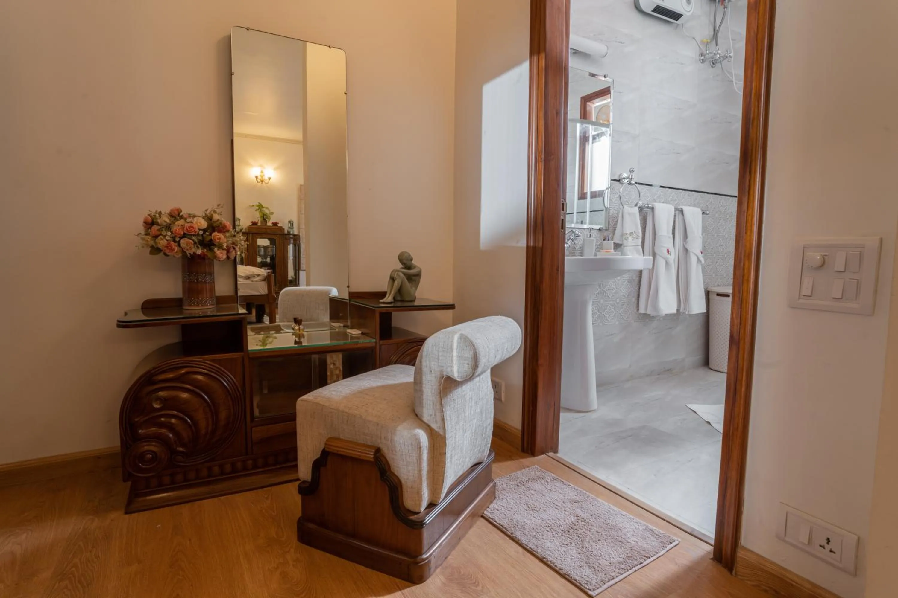 Bathroom in Anchorage 42