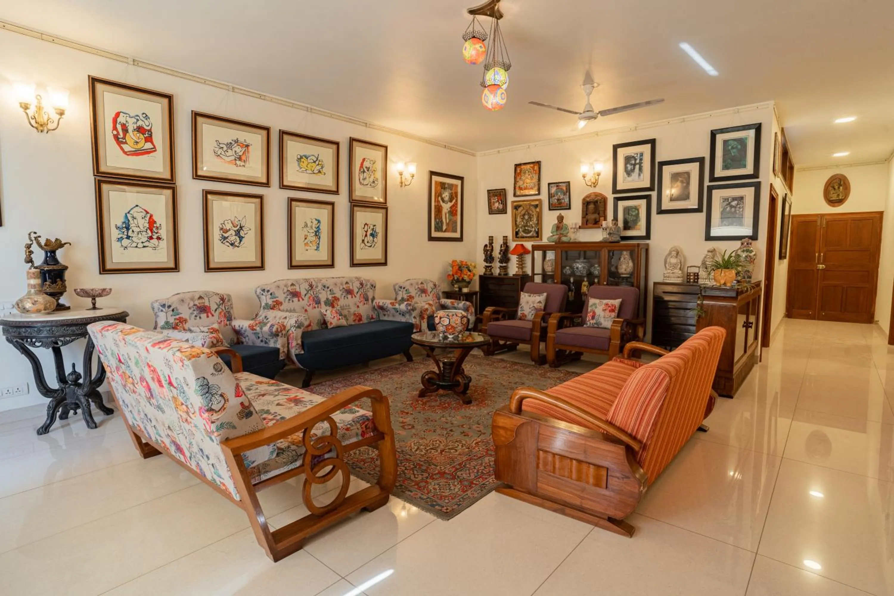 Living room in Anchorage 42