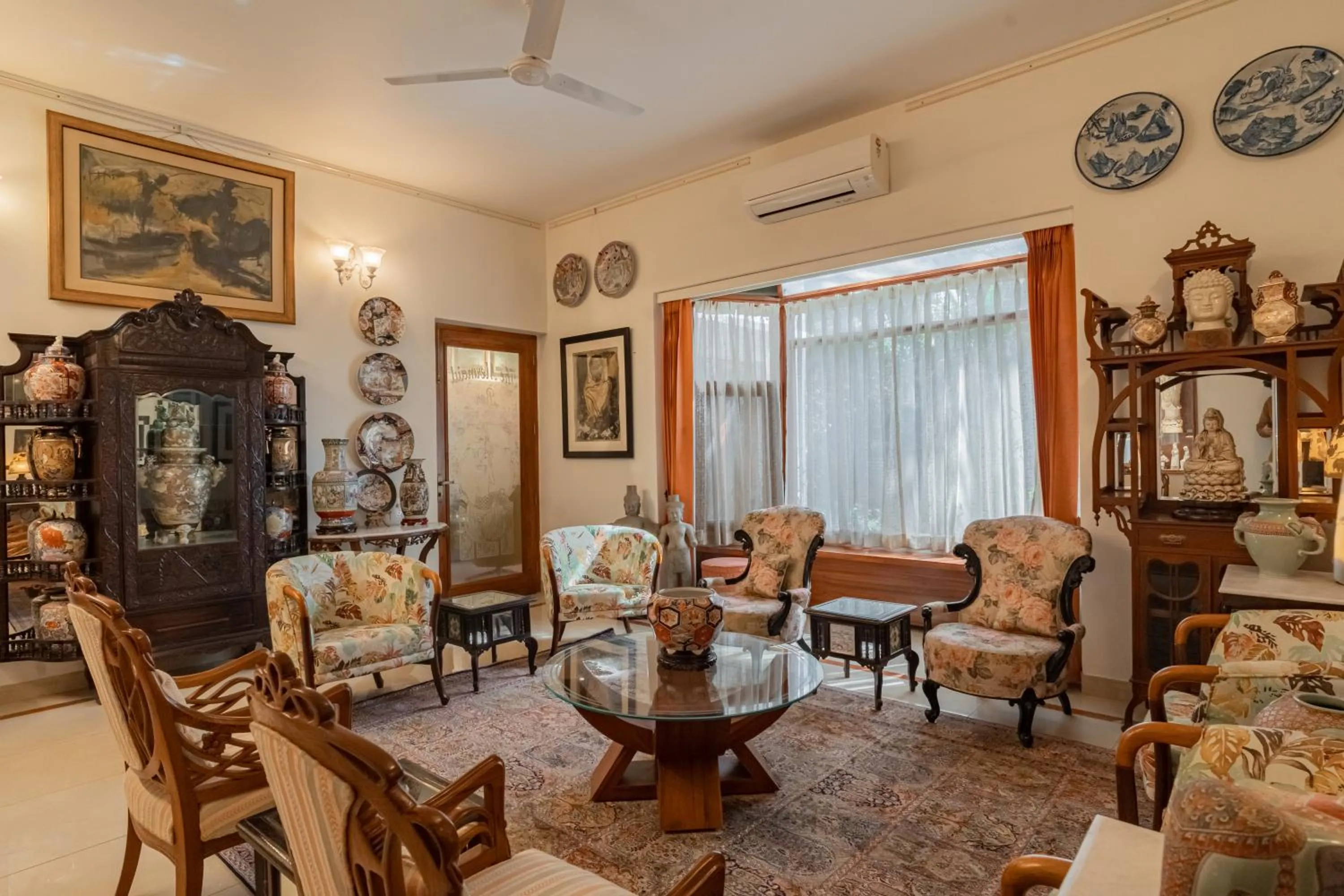 Living room in Anchorage 42