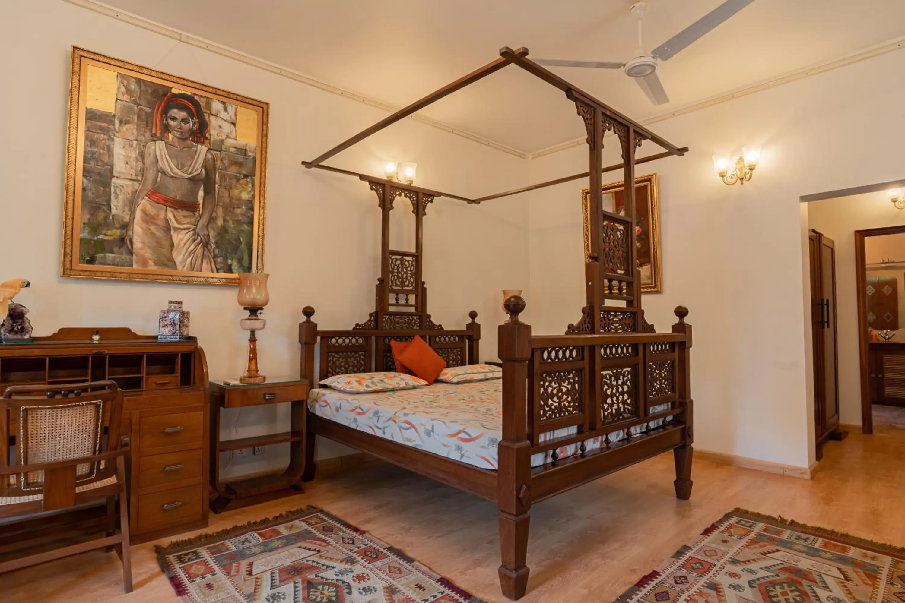 King Room with Balcony in Anchorage 42 King Room with Balcony in Anchorage 42