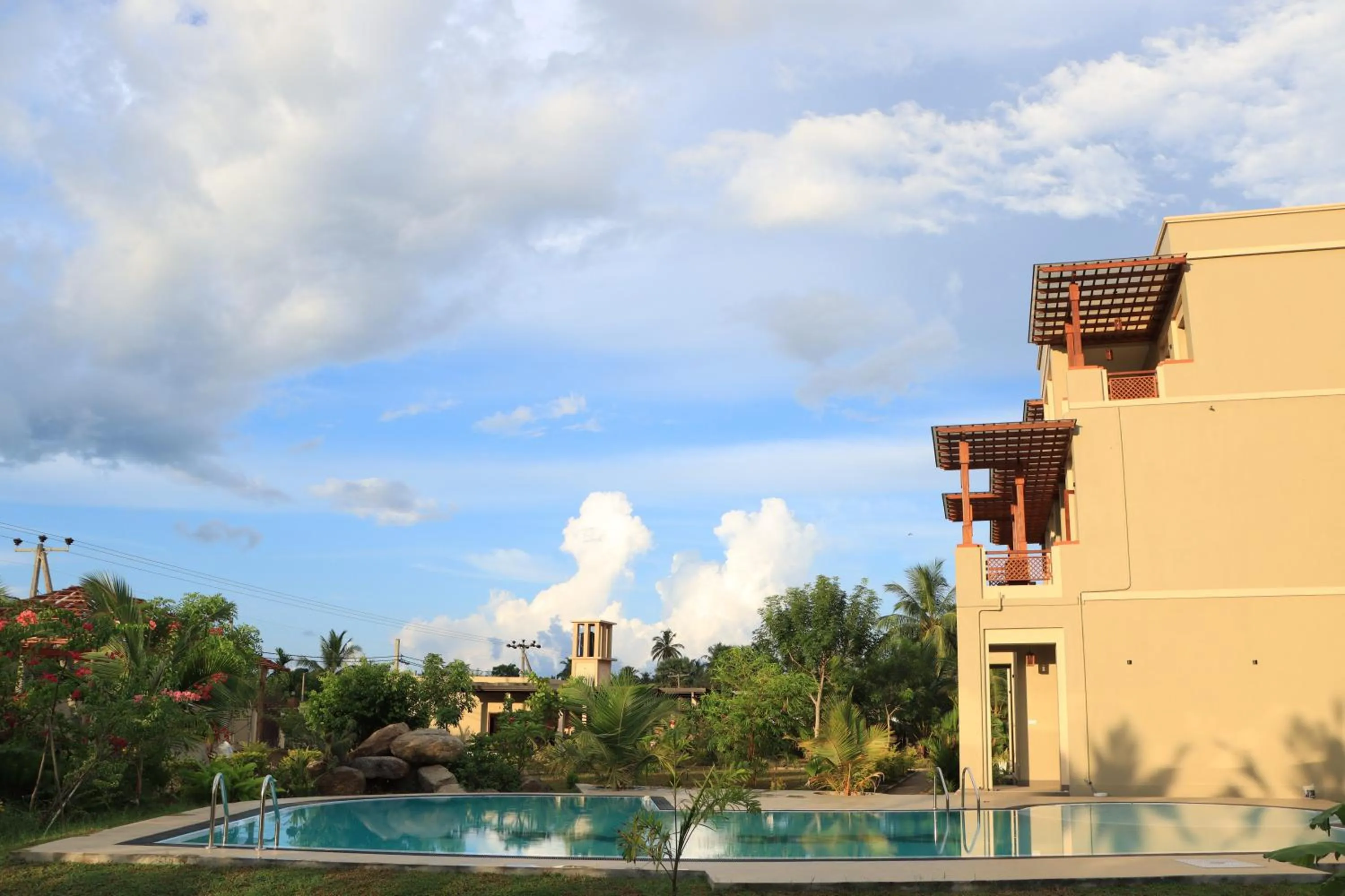 Property building in Paddyway Resort