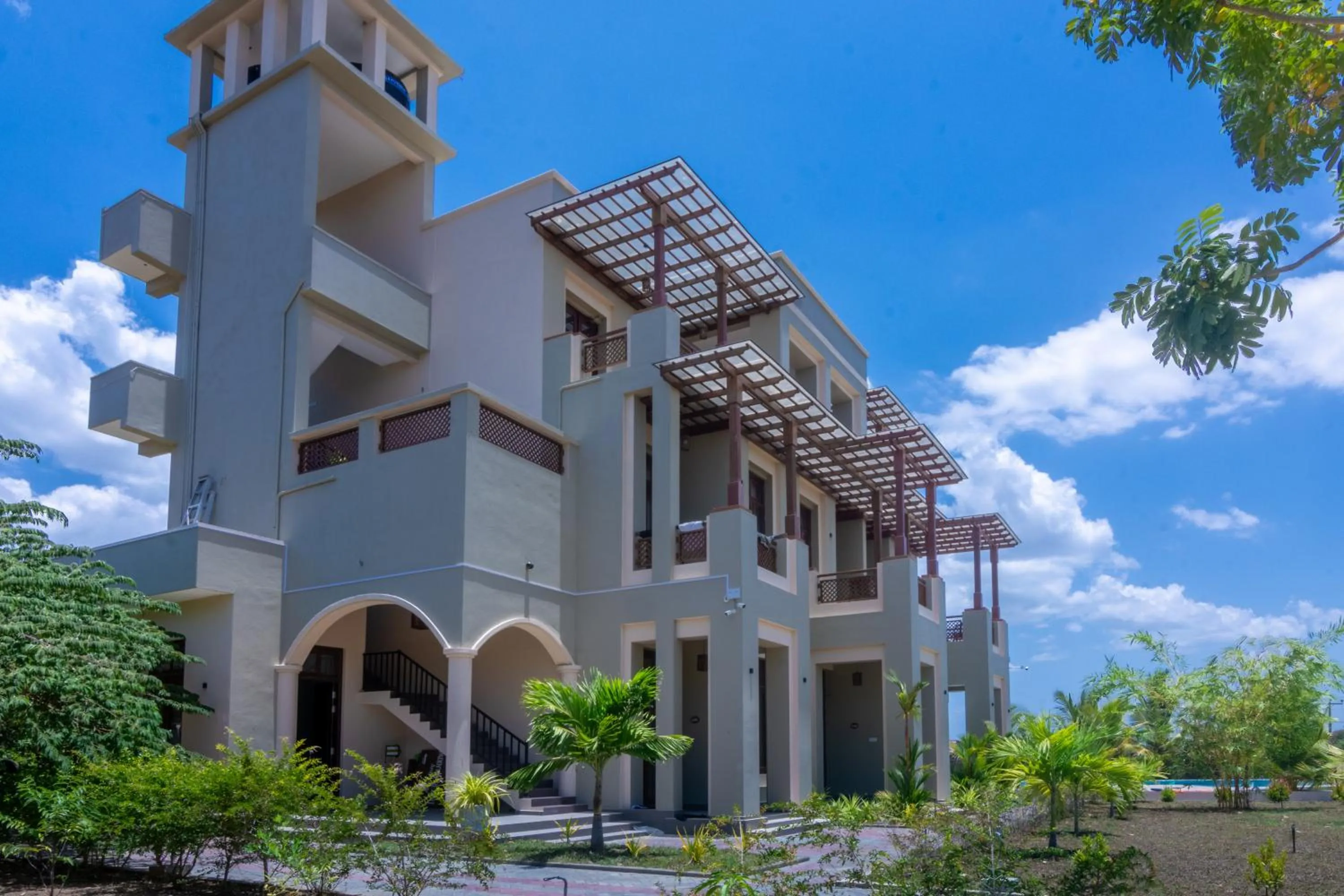 Property building in Paddyway Resort