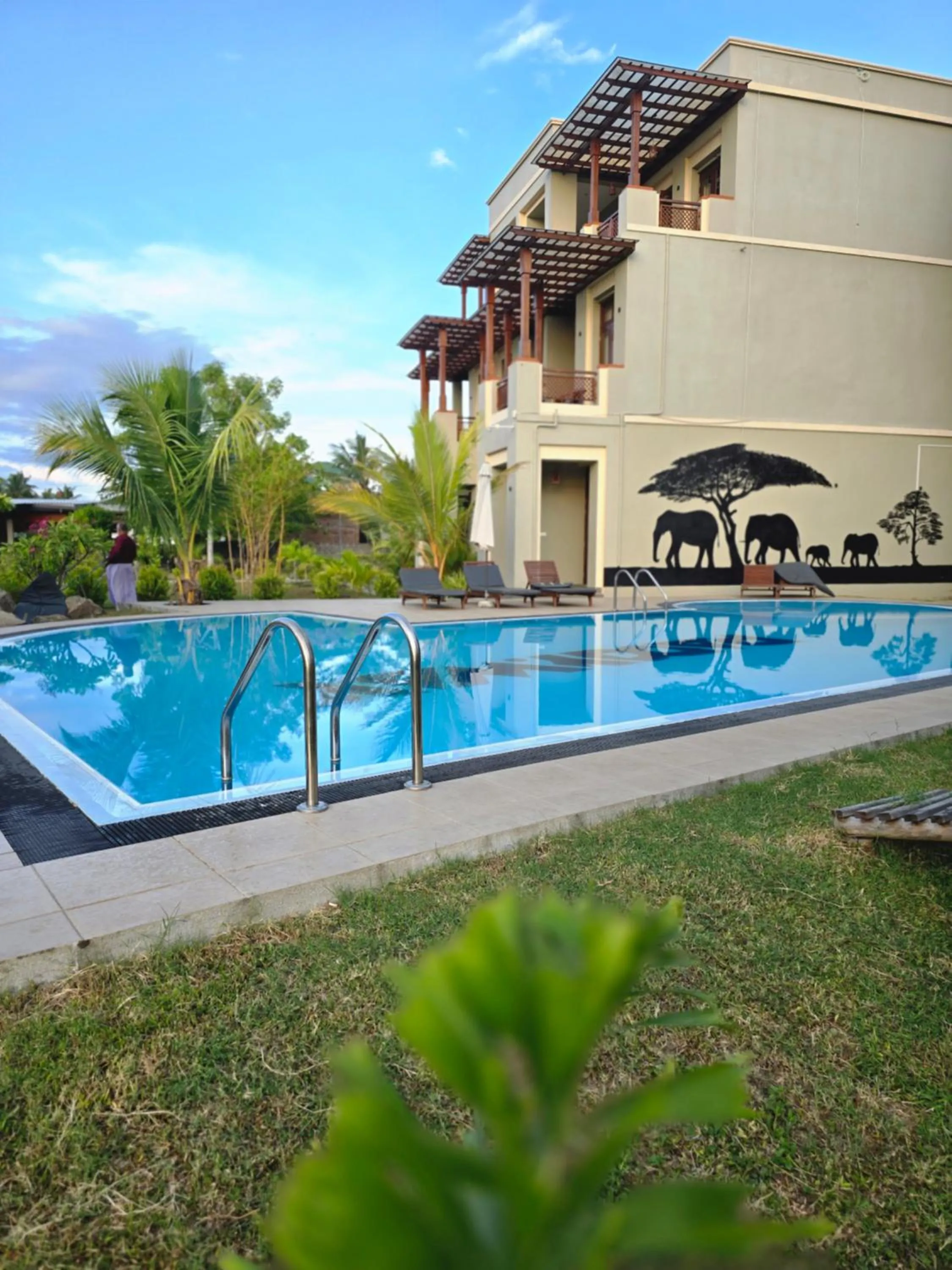 Swimming pool in Paddyway Resort