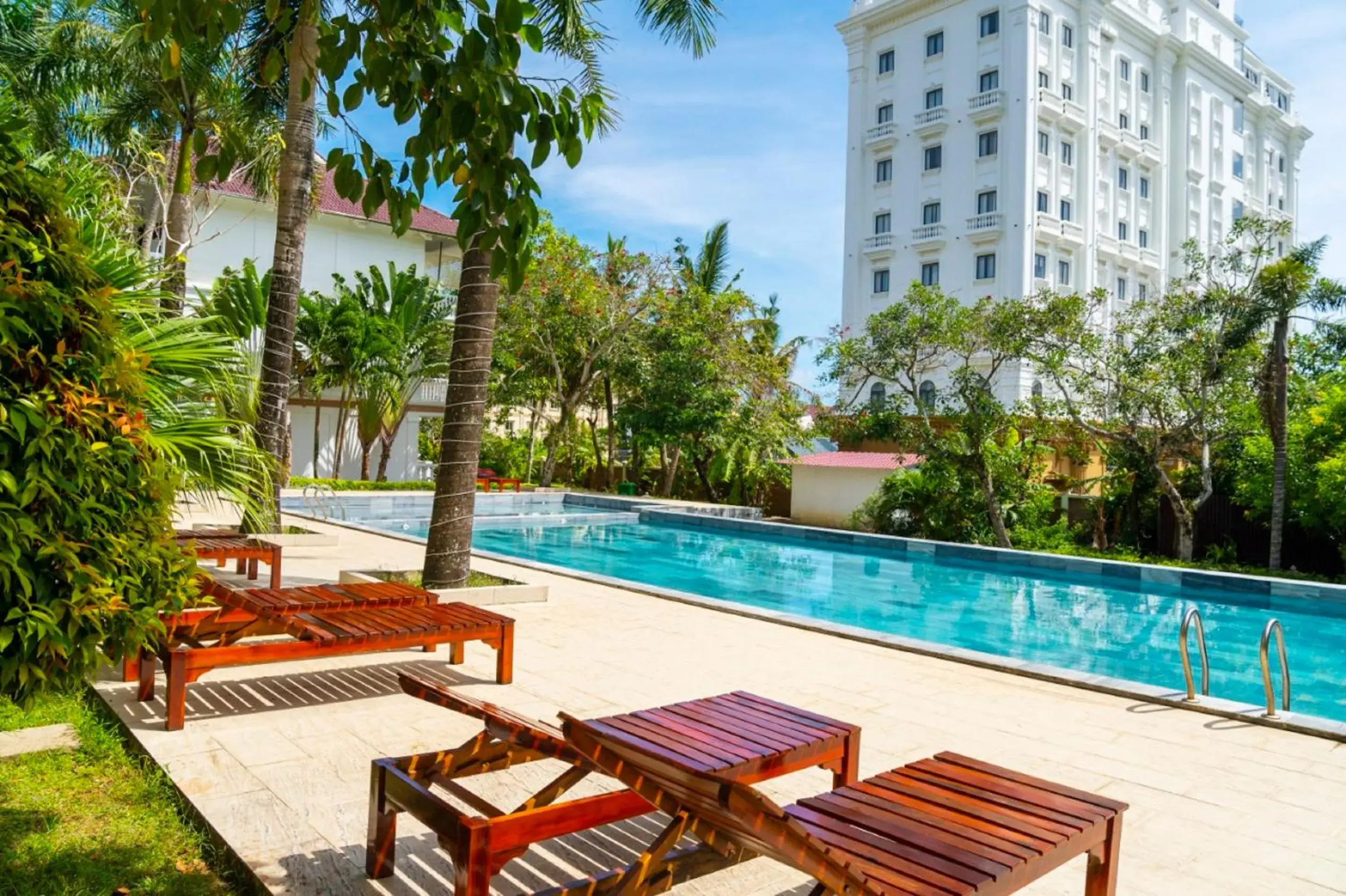 Swimming pool in Tahiti Resort Swimming pool in Tahiti Resort