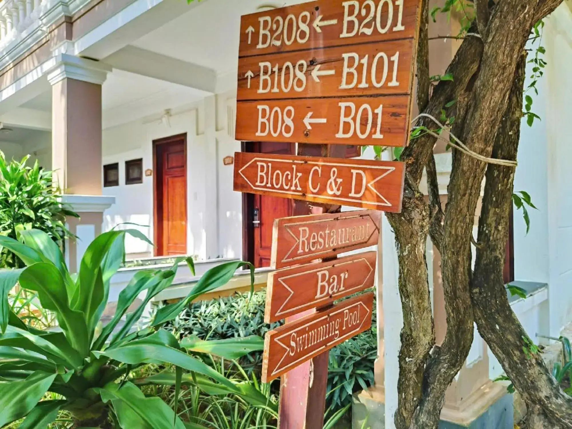 Property building in Tahiti Resort Property building in Tahiti Resort