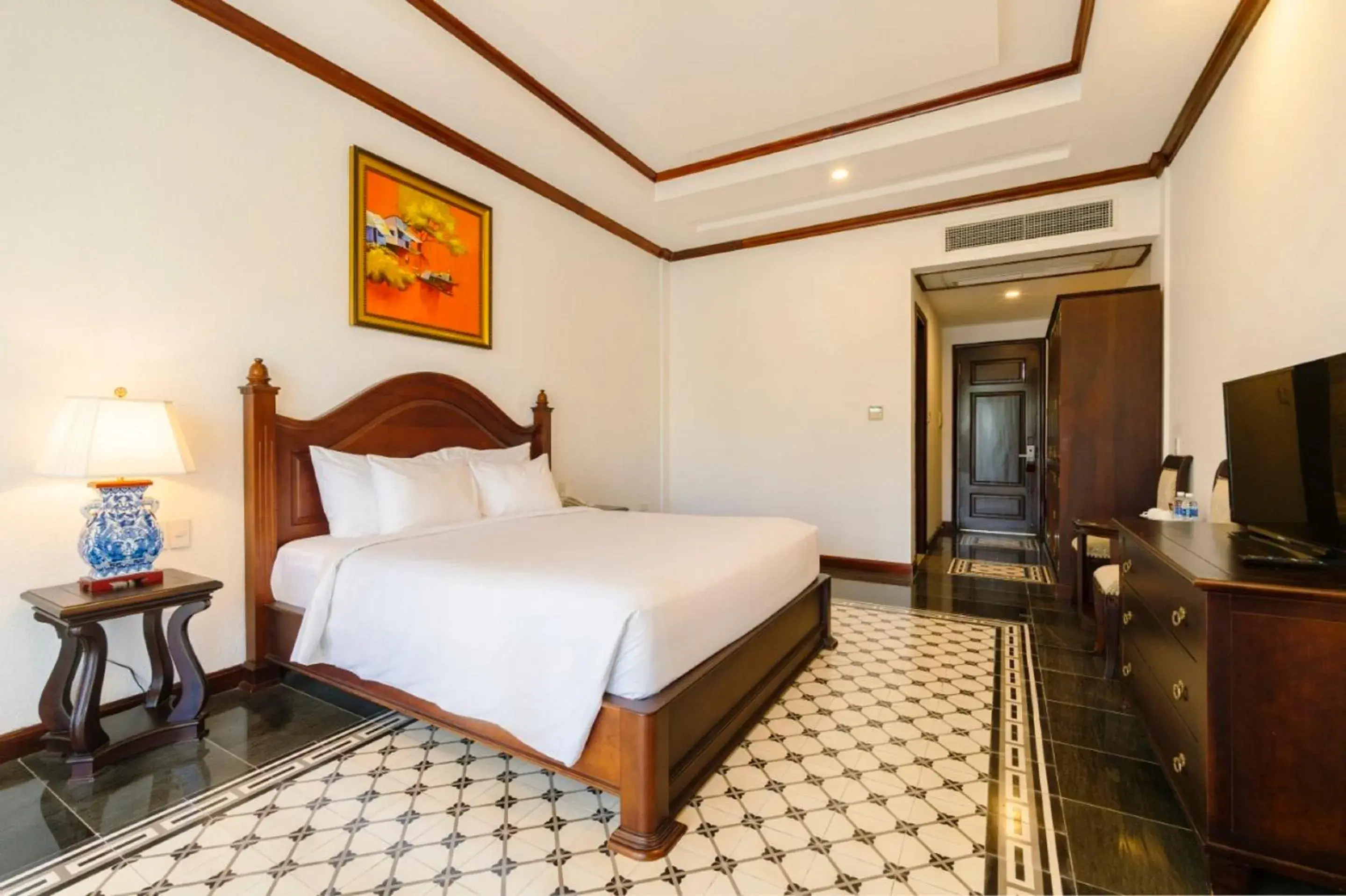 Bed in Tahiti Resort Bed in Tahiti Resort