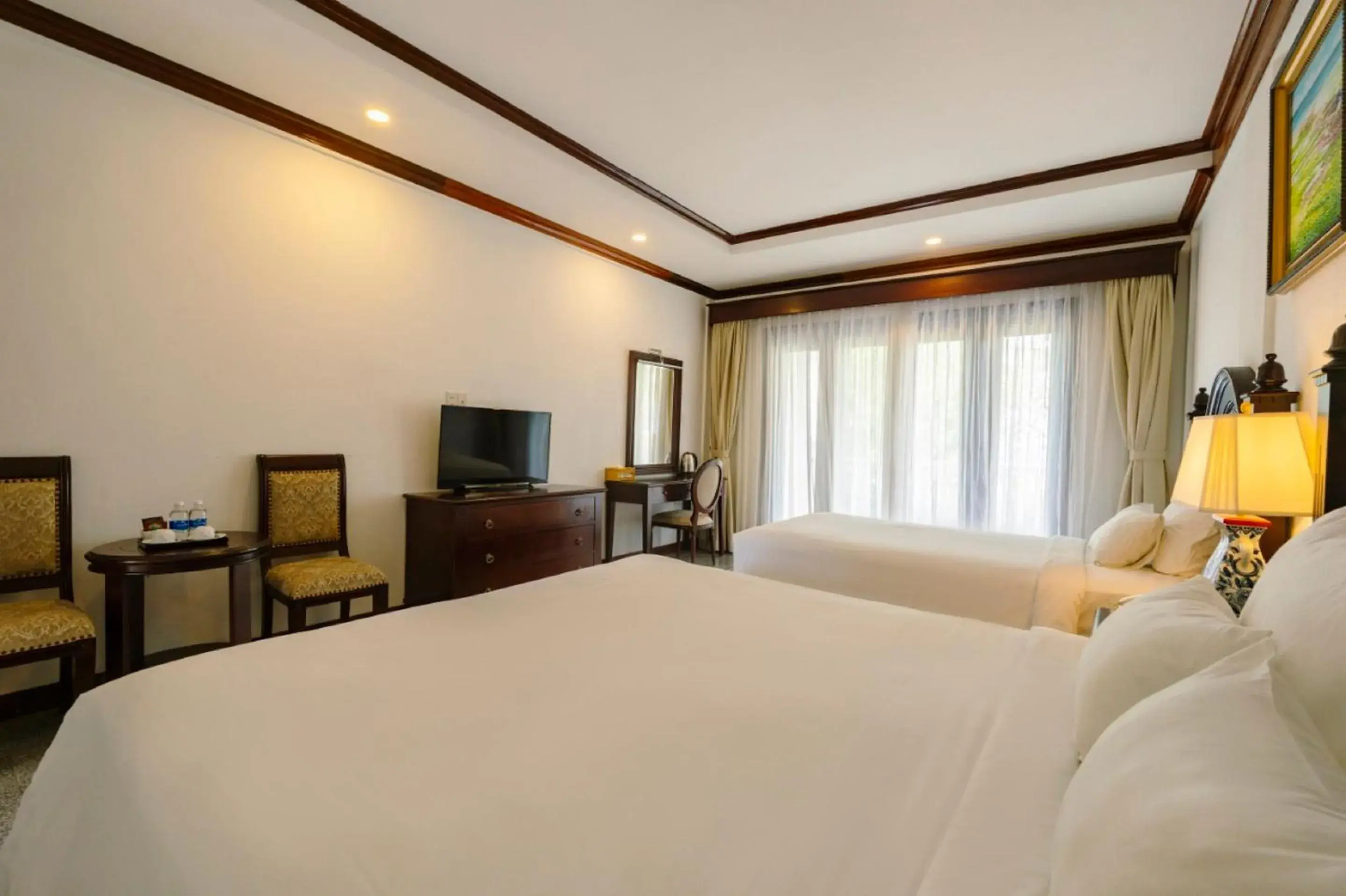 Bed in Tahiti Resort Bed in Tahiti Resort