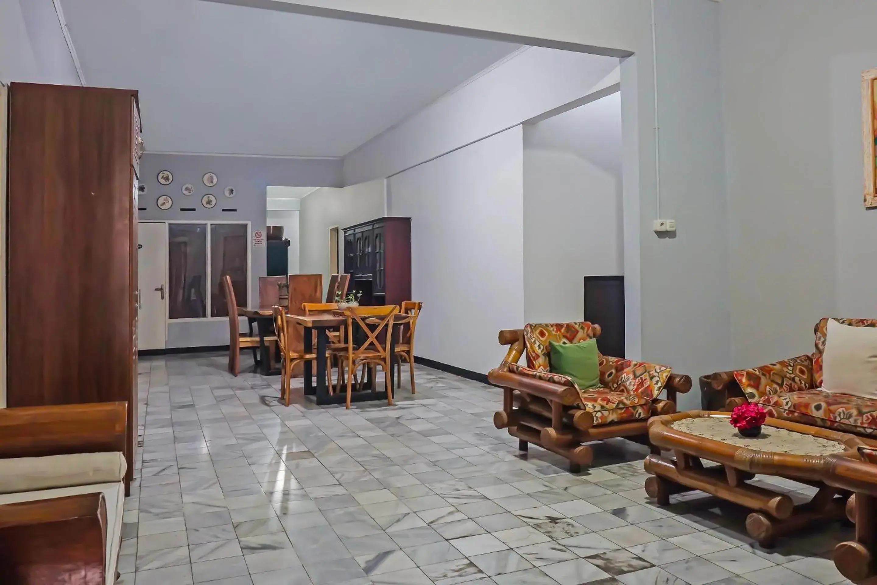 Lobby or reception in Hotel O Bogor Guest House Lobby or reception in Hotel O Bogor Guest House