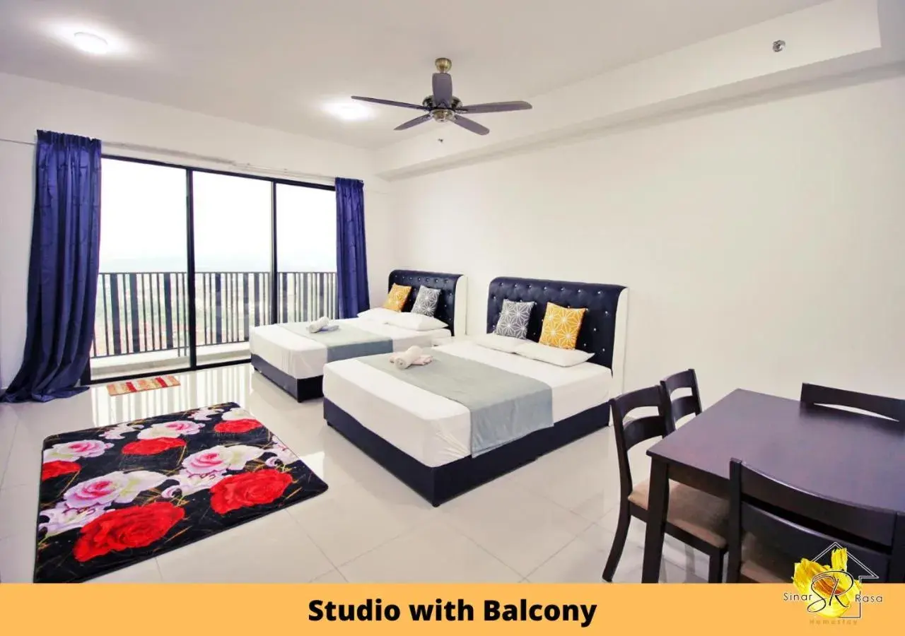 Studio with Balcony in Sinar Rasa Homestay at I-Soho, I-City Studio with Balcony in Sinar Rasa Homestay at I-Soho, I-City