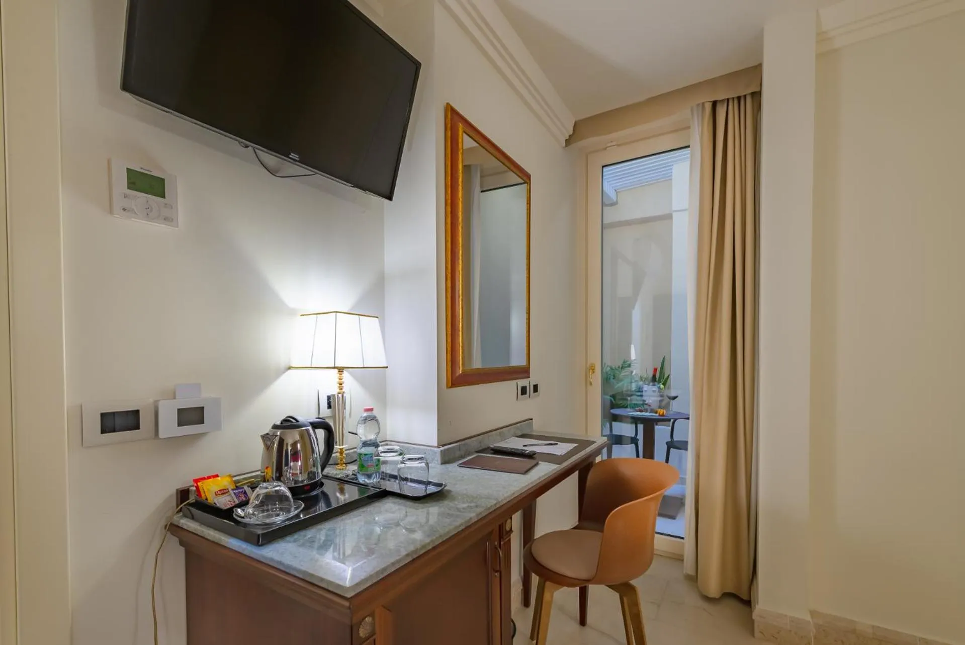 La Paloma Blanca Hotel