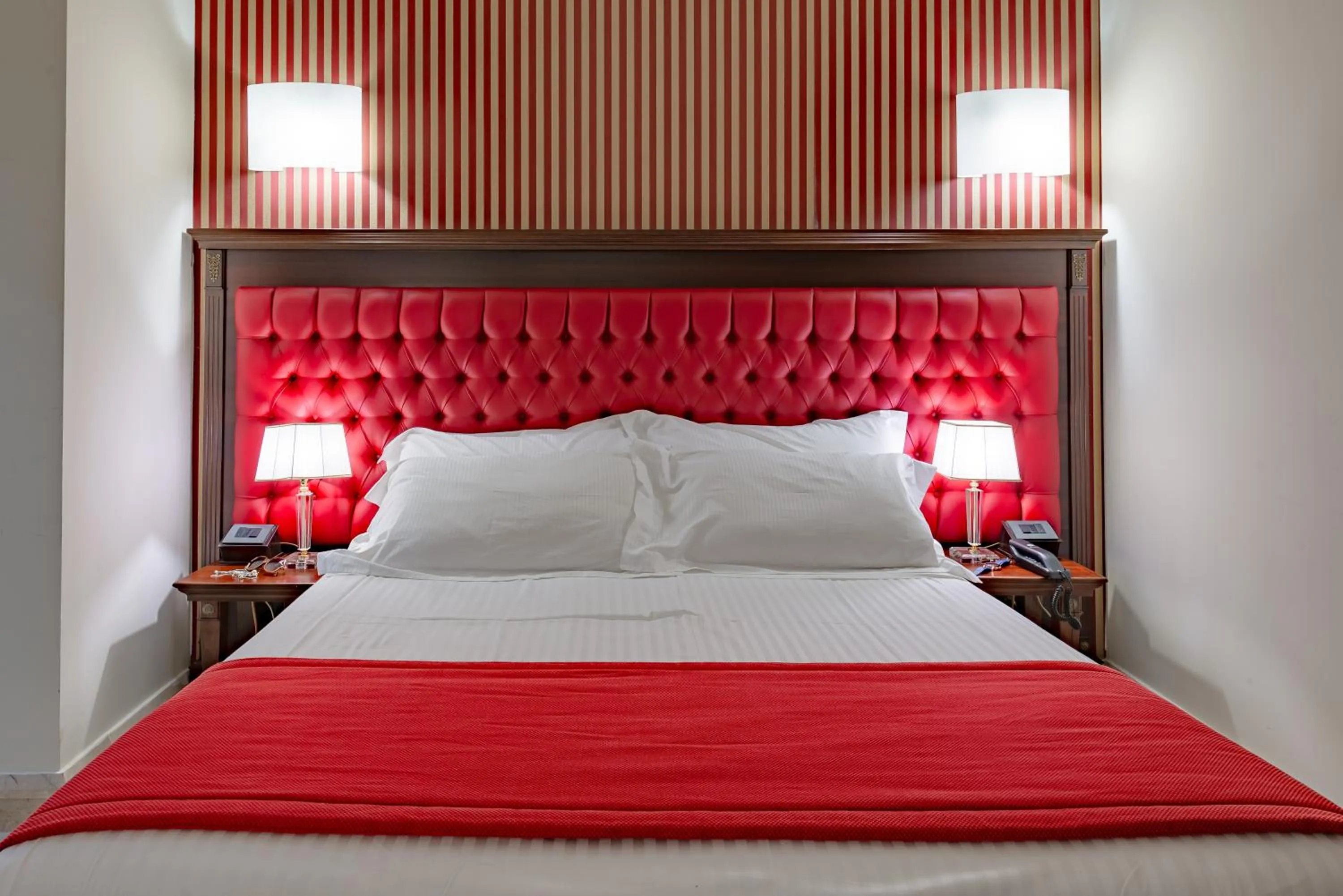 Bed in La Paloma Blanca Hotel