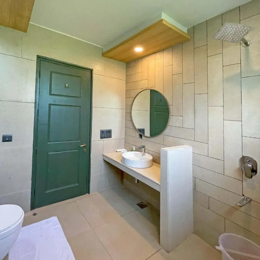 Large Double Room in The Corbett Greens Large Double Room in The Corbett Greens