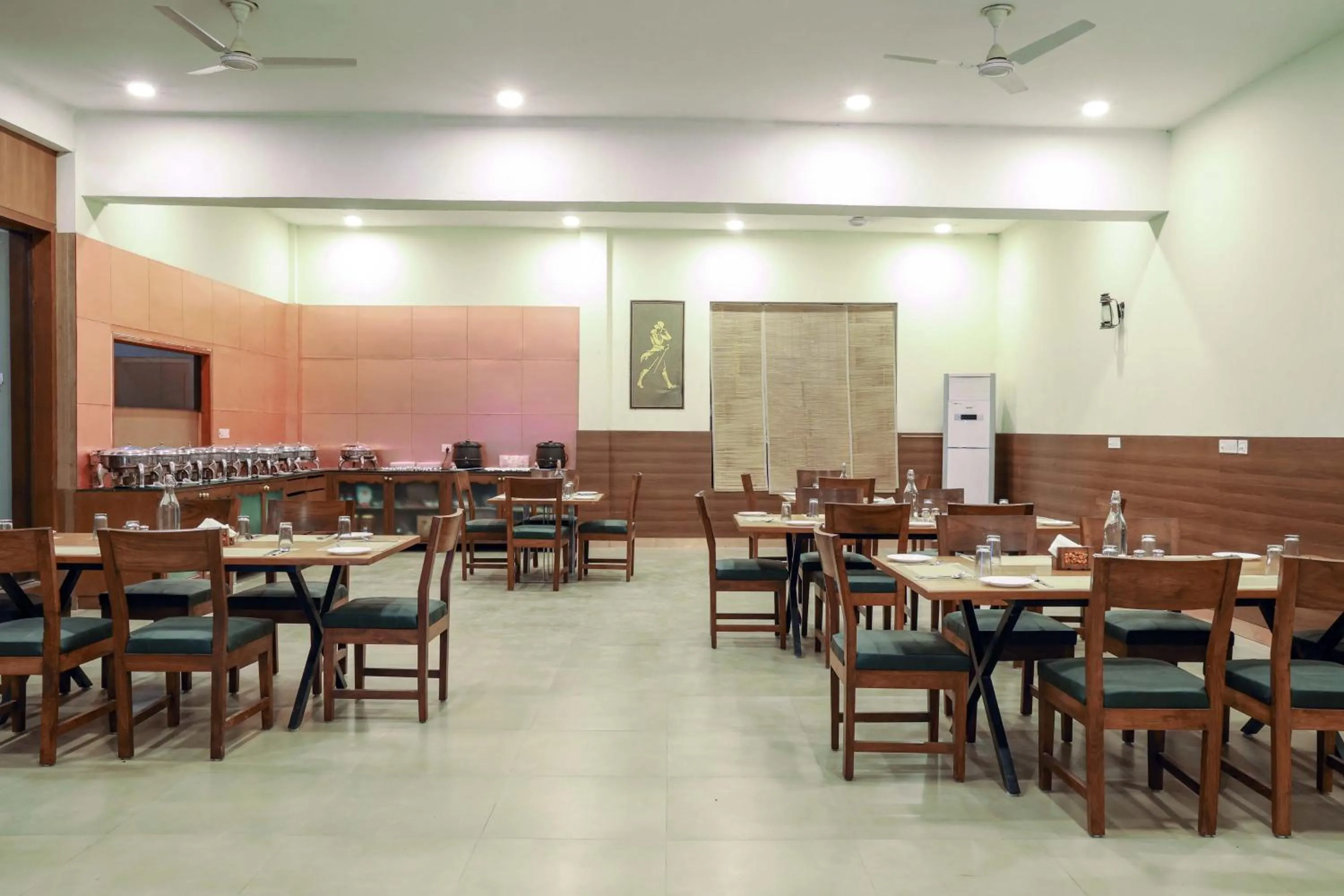 Restaurant/places to eat in The Corbett Greens