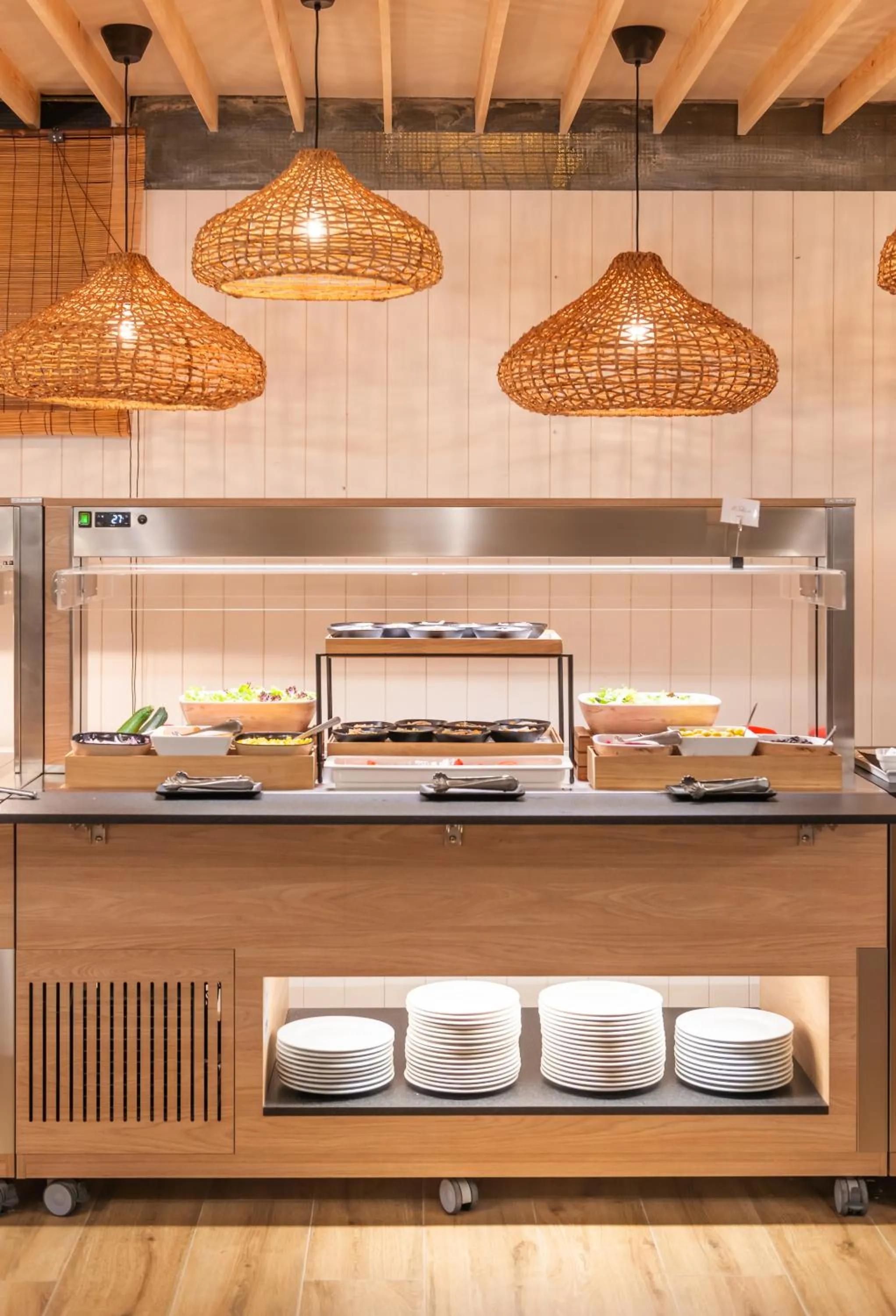 Restaurant/places to eat in Hotel Viella