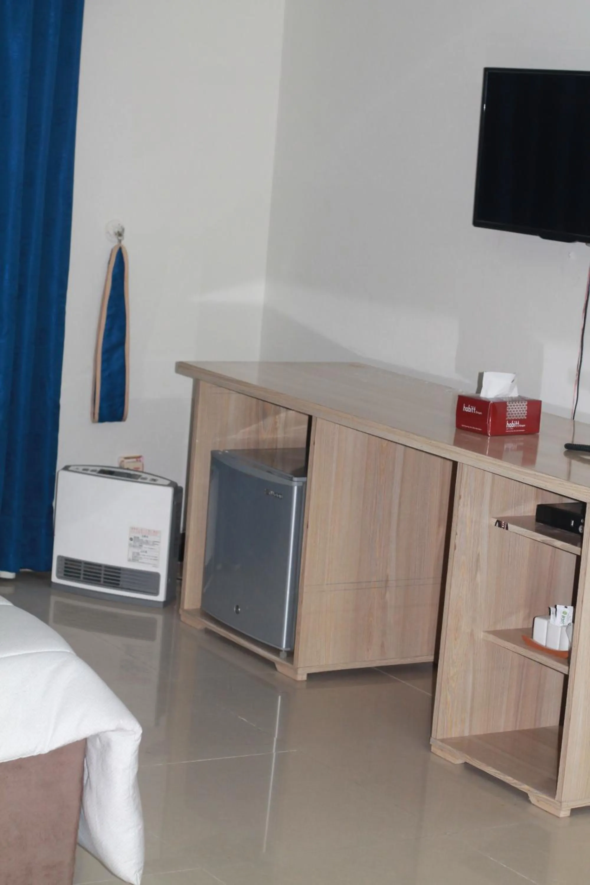 Bed in MUDAN Residency