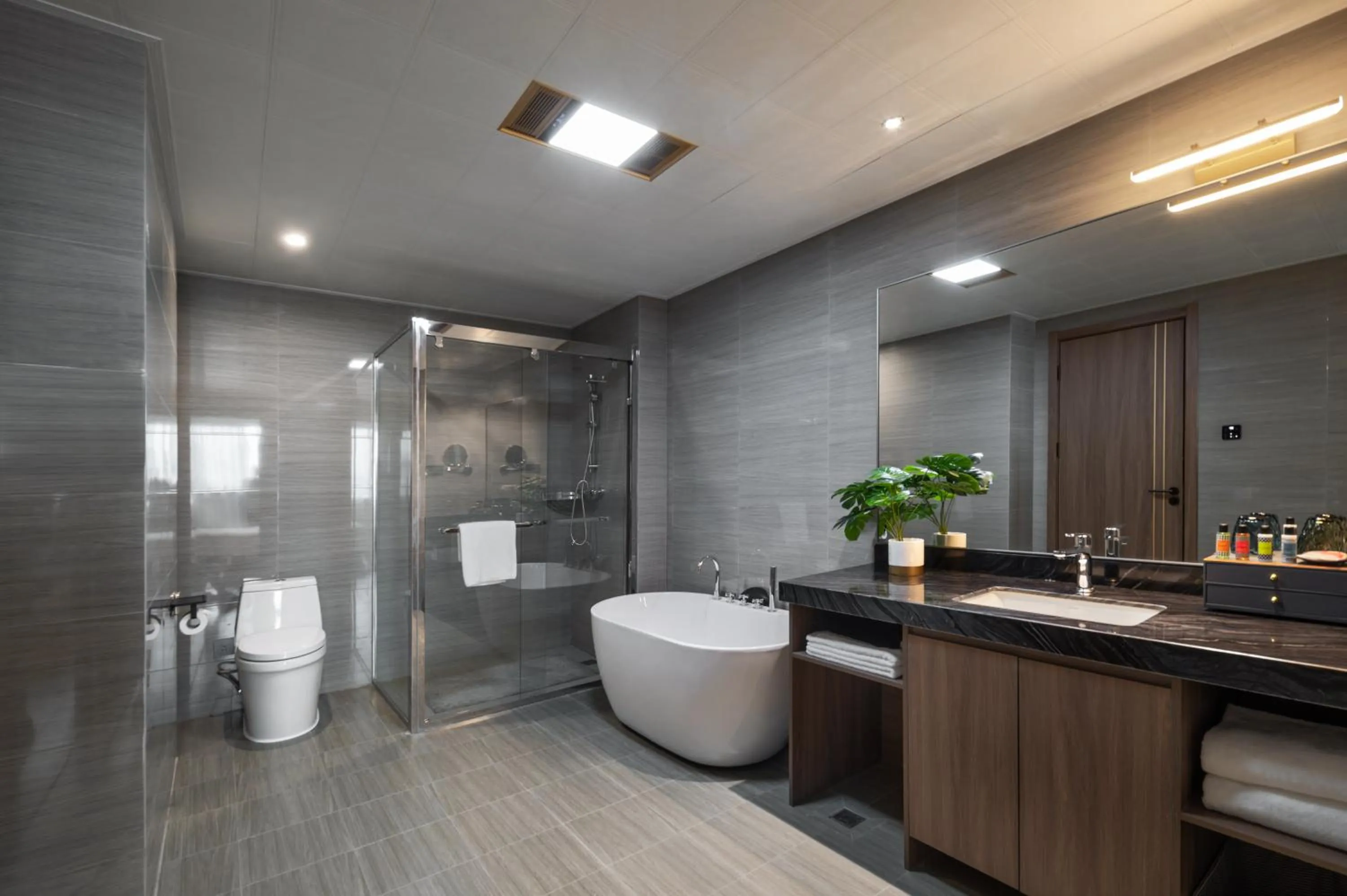 Shower in Citadines Zhengda Mall Hefei