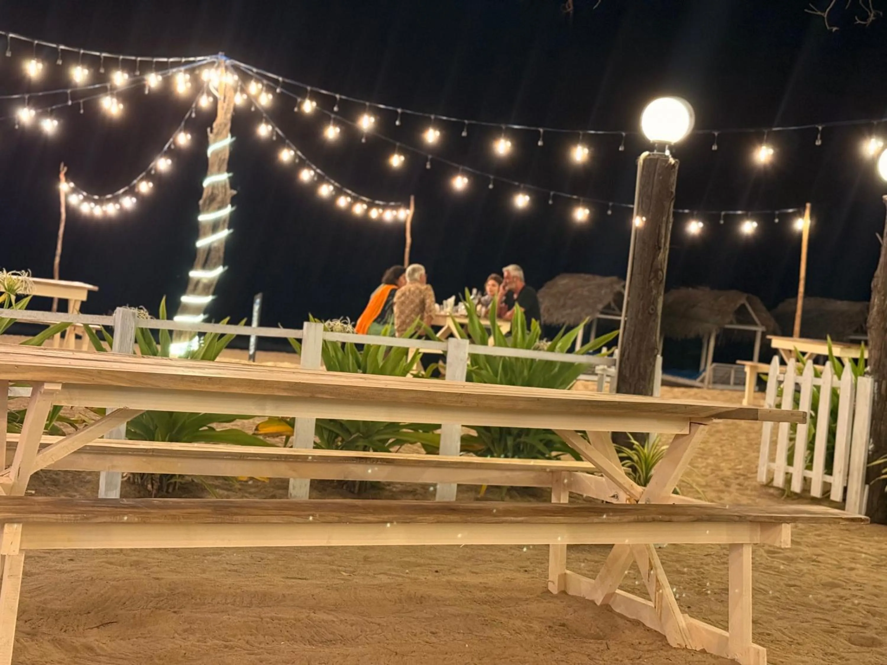 Night in Hotel Coral Bay