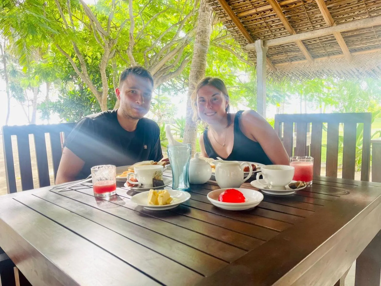 Restaurant/places to eat in Hotel Coral Bay