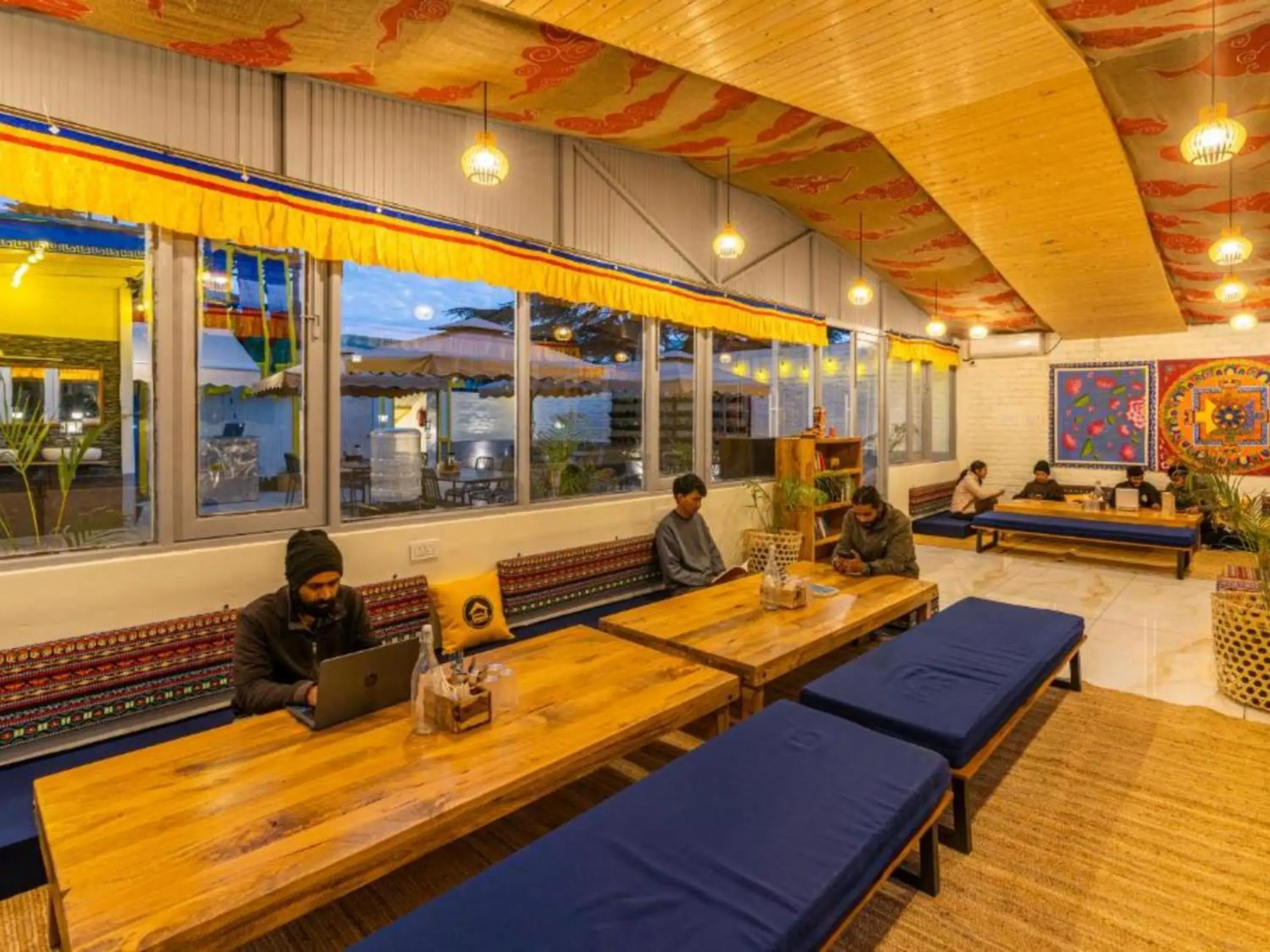 Restaurant/places to eat in The Hosteller Mcleodganj, Mall Road Restaurant/places to eat in The Hosteller Mcleodganj, Mall Road