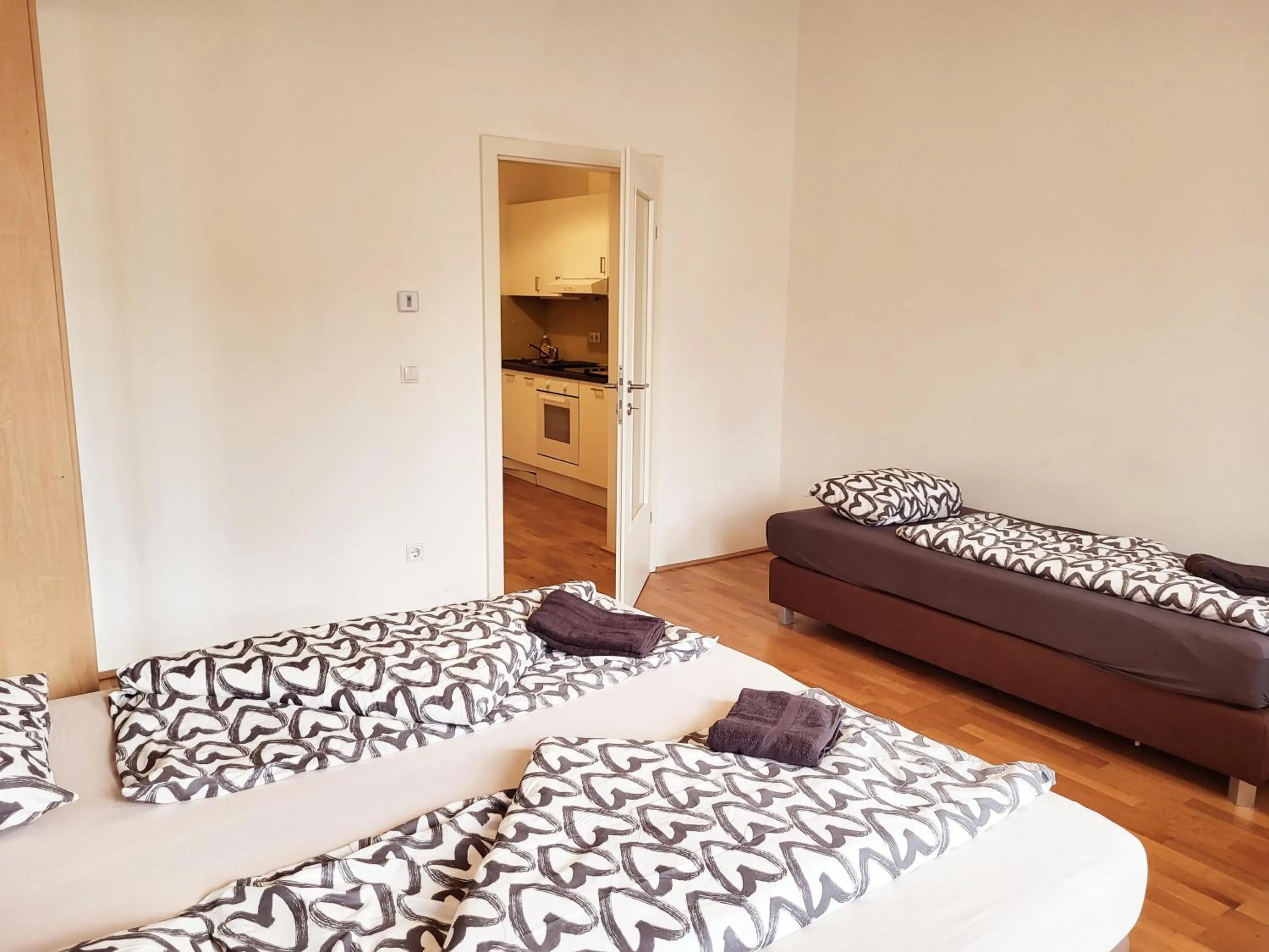 Bed in Floridsdorfer Apartment - Free Highspeed-Internet