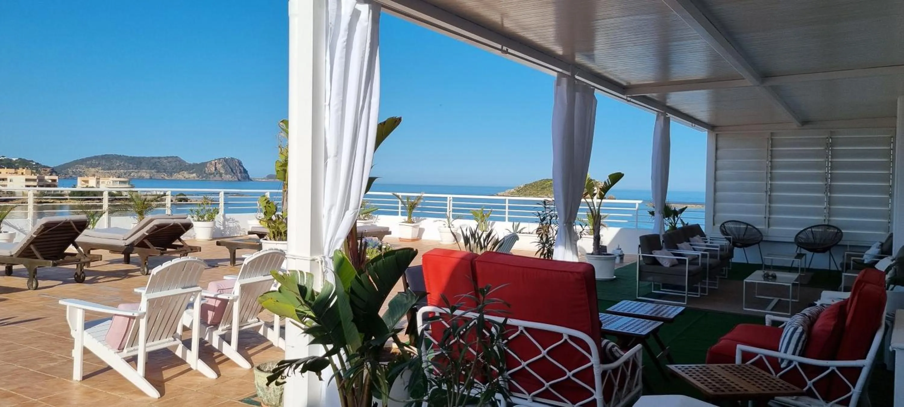 Property building in Hotel Boutique Las Arenas