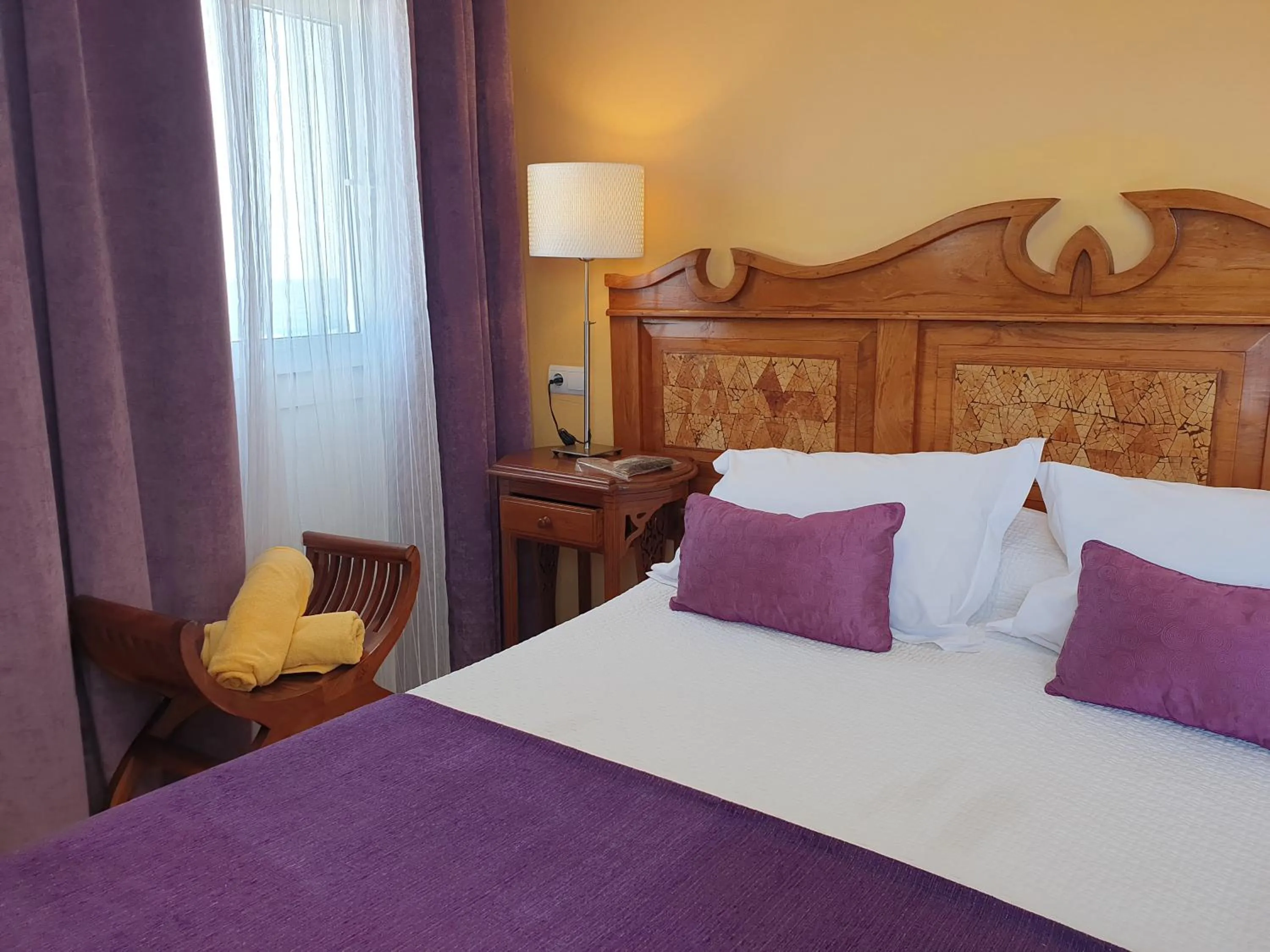 Bedroom, Bed in Hotel Boutique Las Arenas