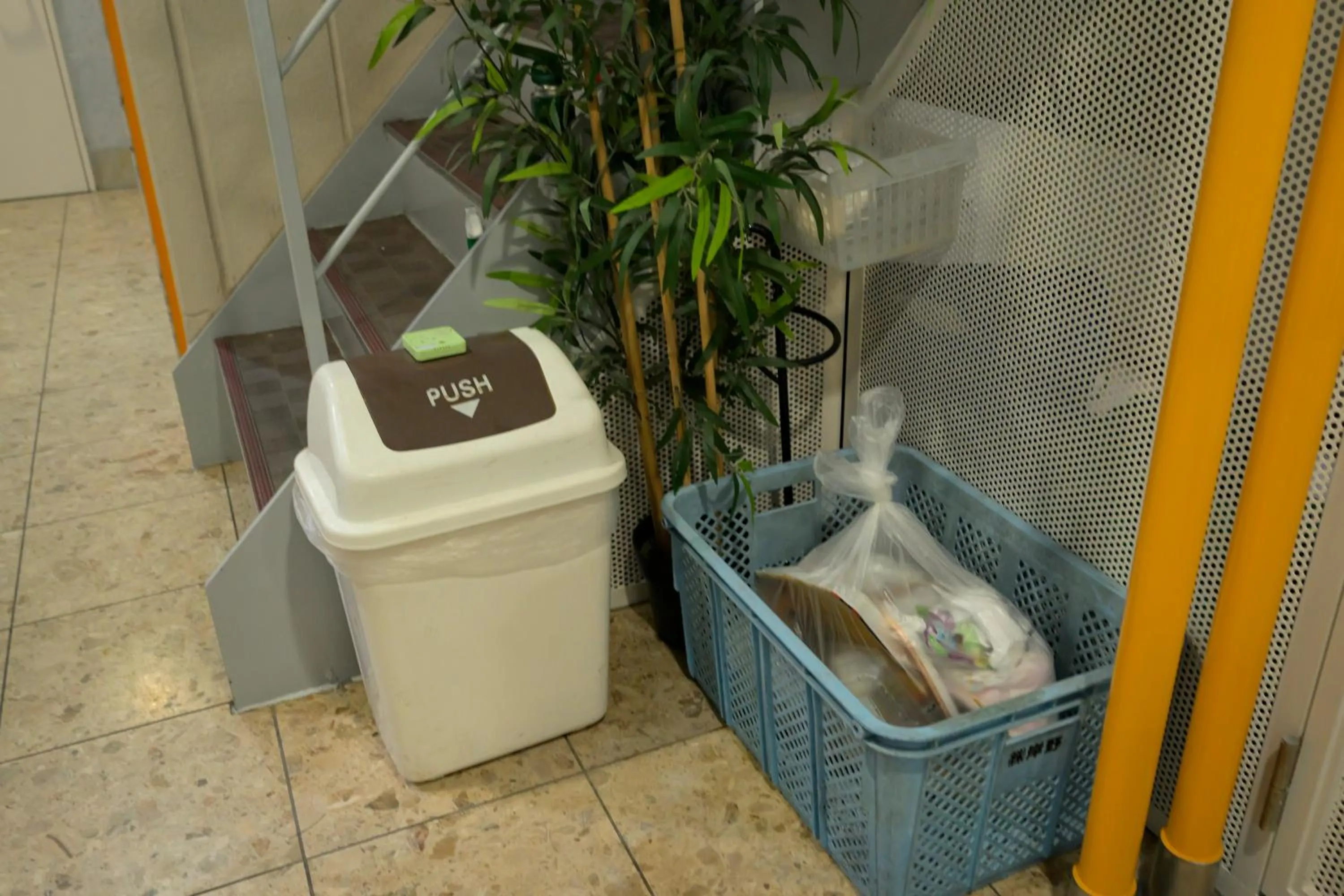 storage in HOTEL AARON通天東