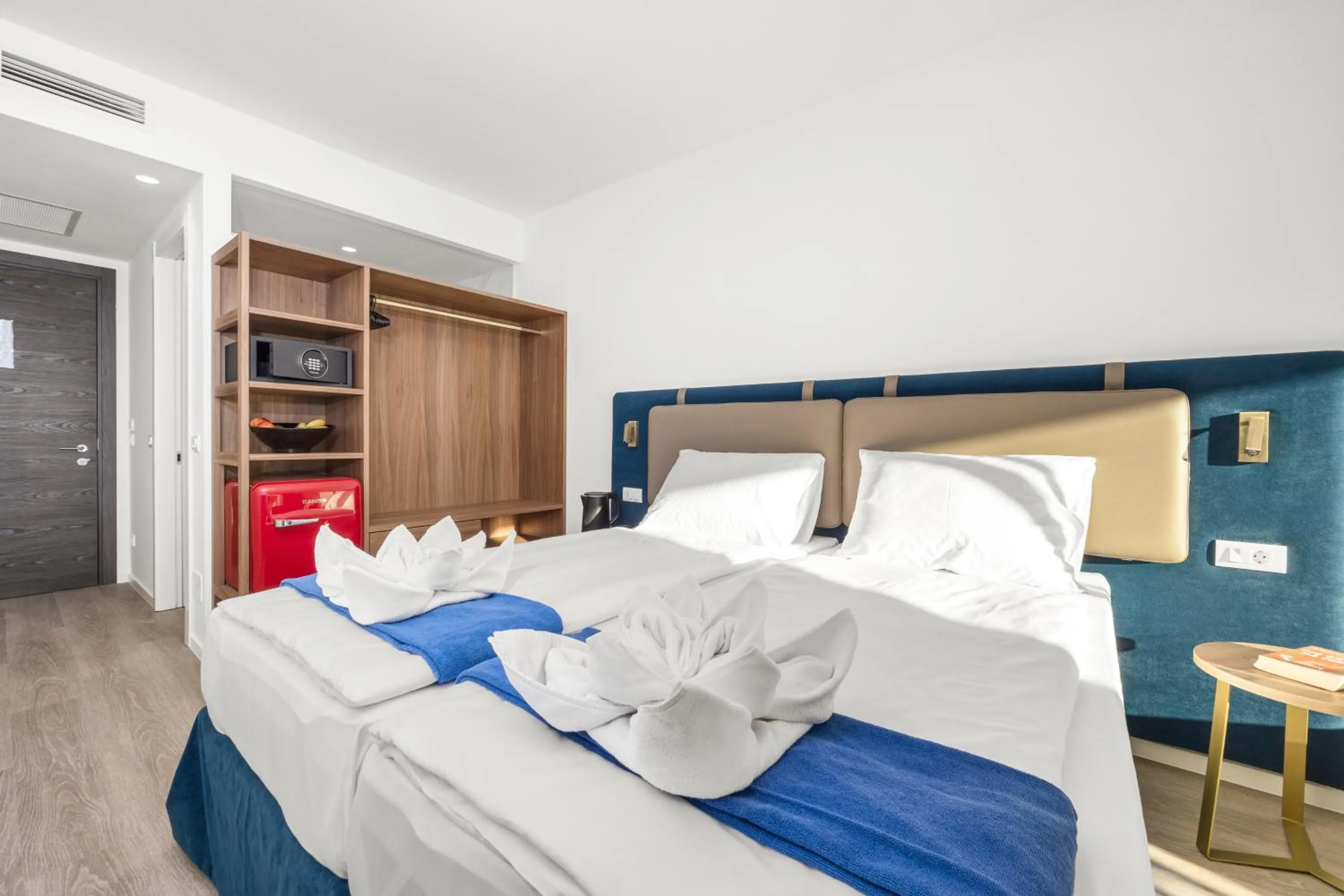 Bed in Resort Del Mar Emotion