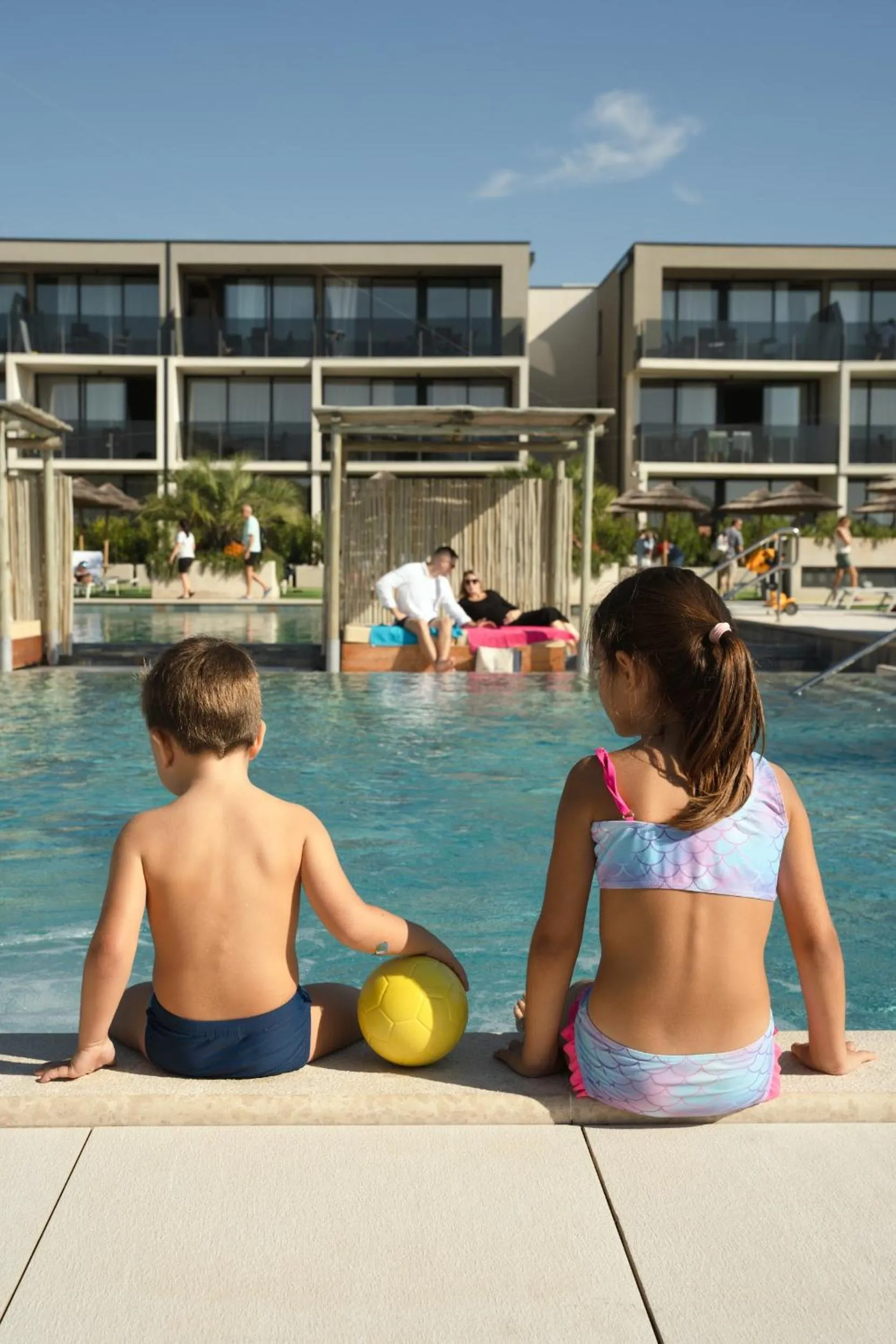 Swimming pool in Resort Del Mar Emotion