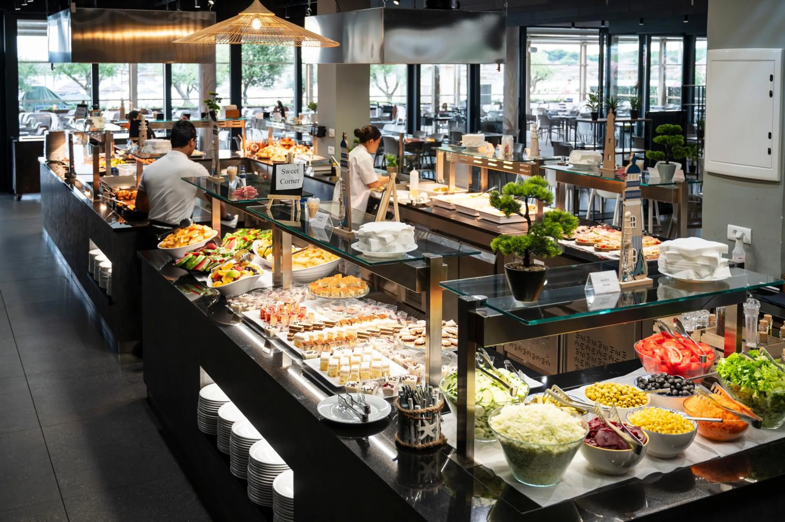 Restaurant/places to eat in Resort Del Mar Emotion