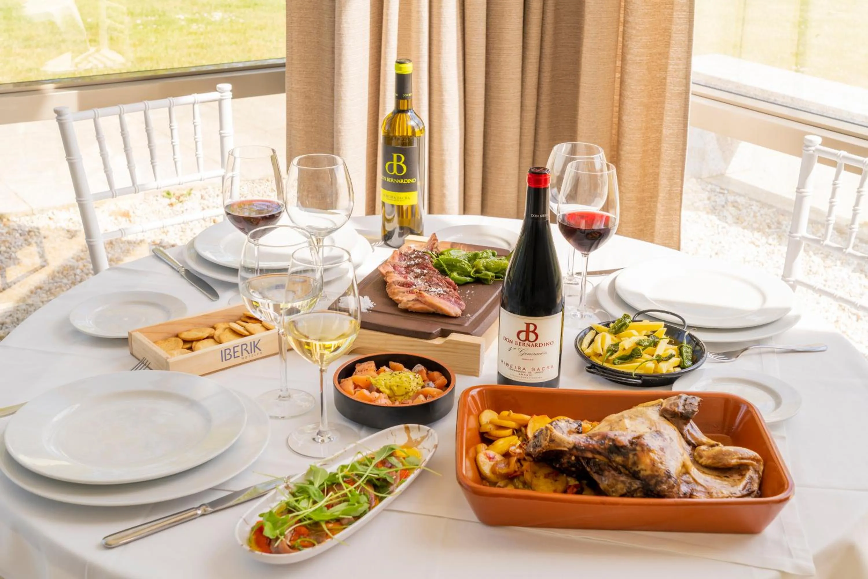 Restaurant/places to eat in IBERIK Augas Santas Balneario & Golf