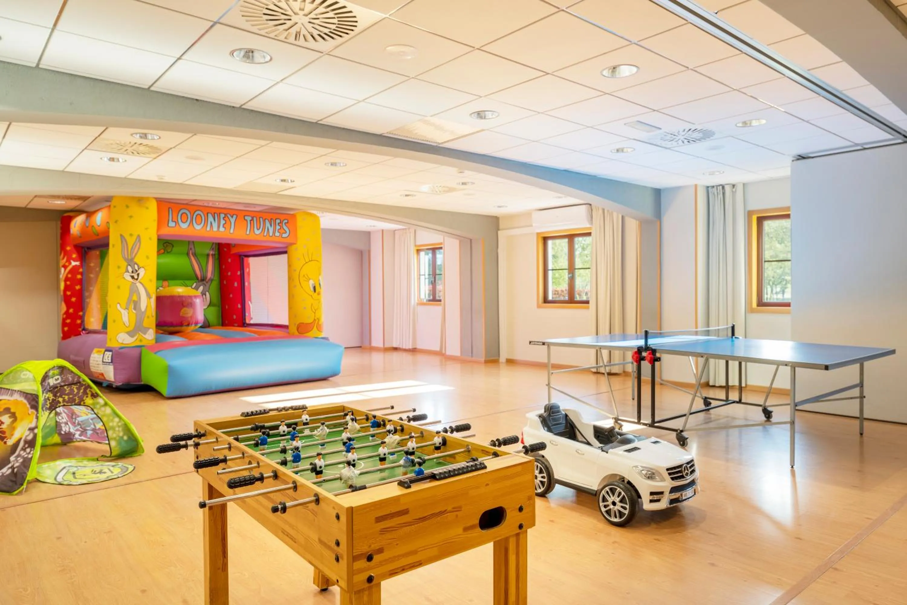 Game Room in IBERIK Augas Santas Balneario & Golf