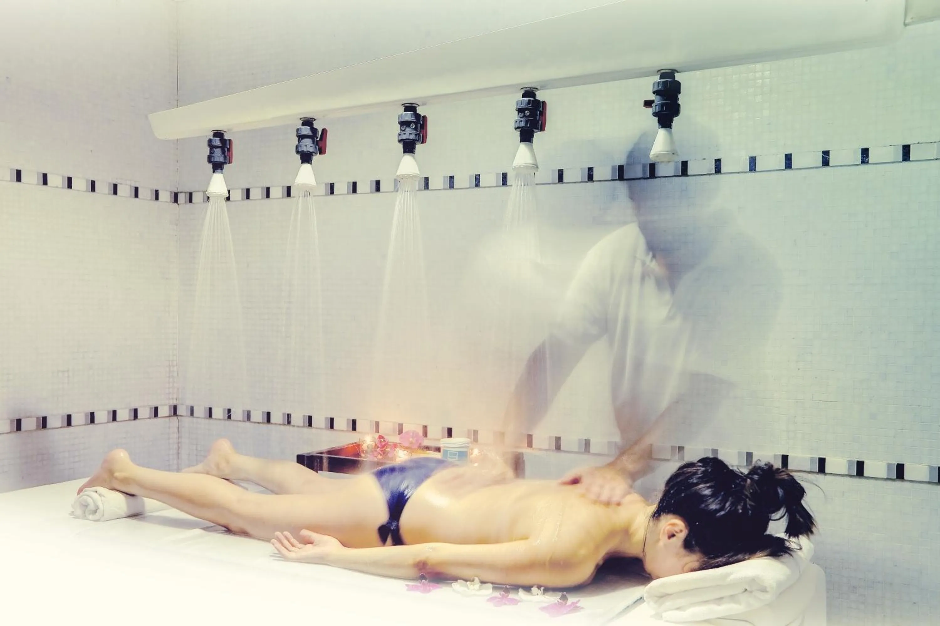 Massage in IBERIK Augas Santas Balneario & Golf