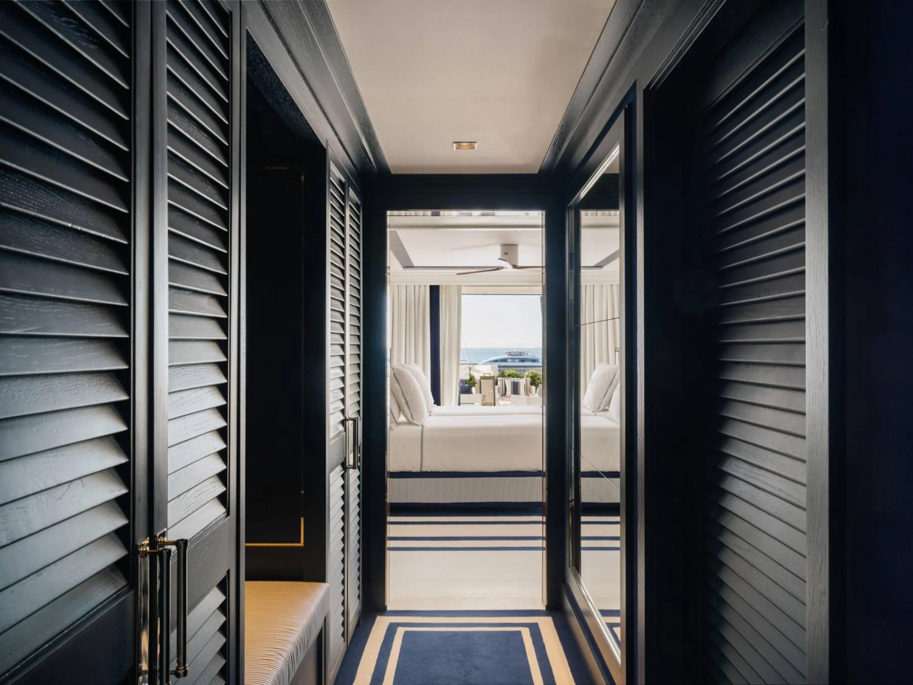 Property building, Bed in MiM Sotogrande Meliá Collection