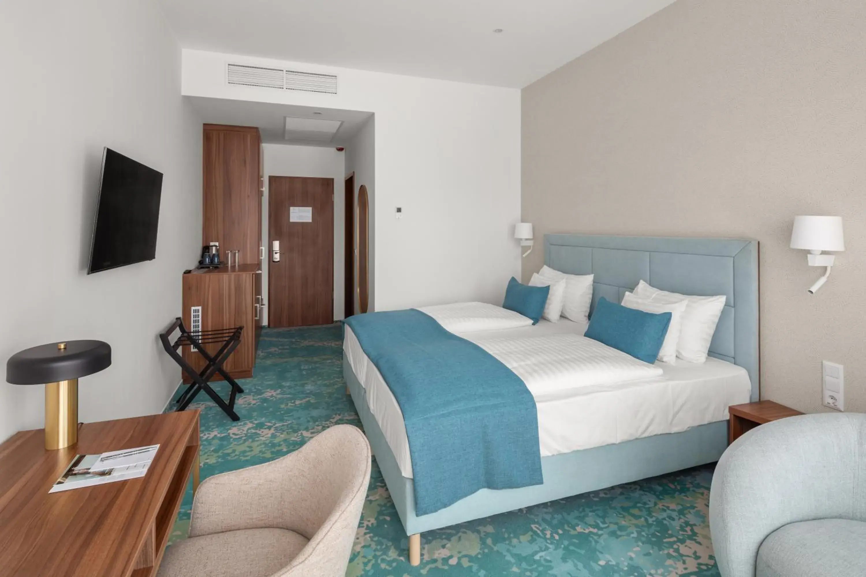 Standard Double or Twin Room with Balcony in Sirius Hotel****Superior Standard Double or Twin Room with Balcony in Sirius Hotel****Superior