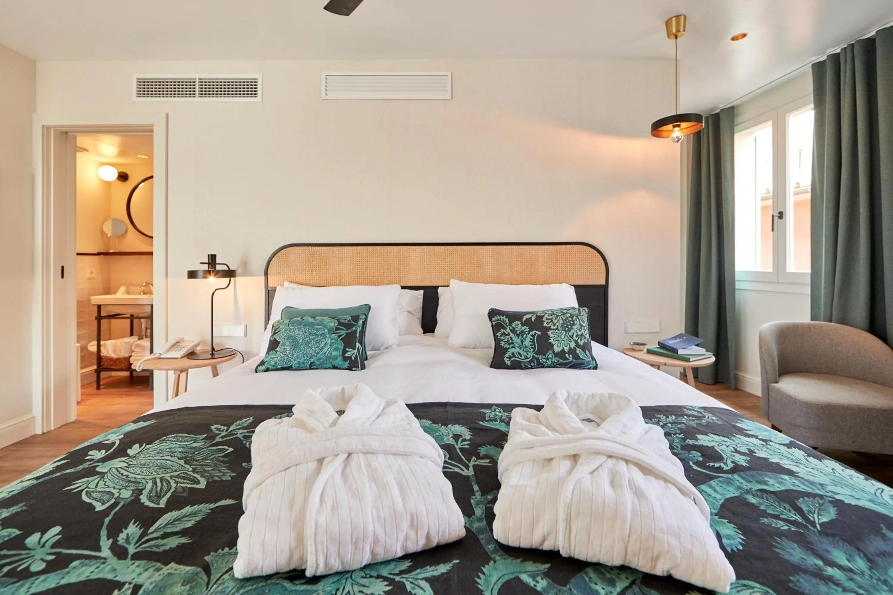 Photo of the whole room, Bed in MHOUSE Boutique Hotel Palma