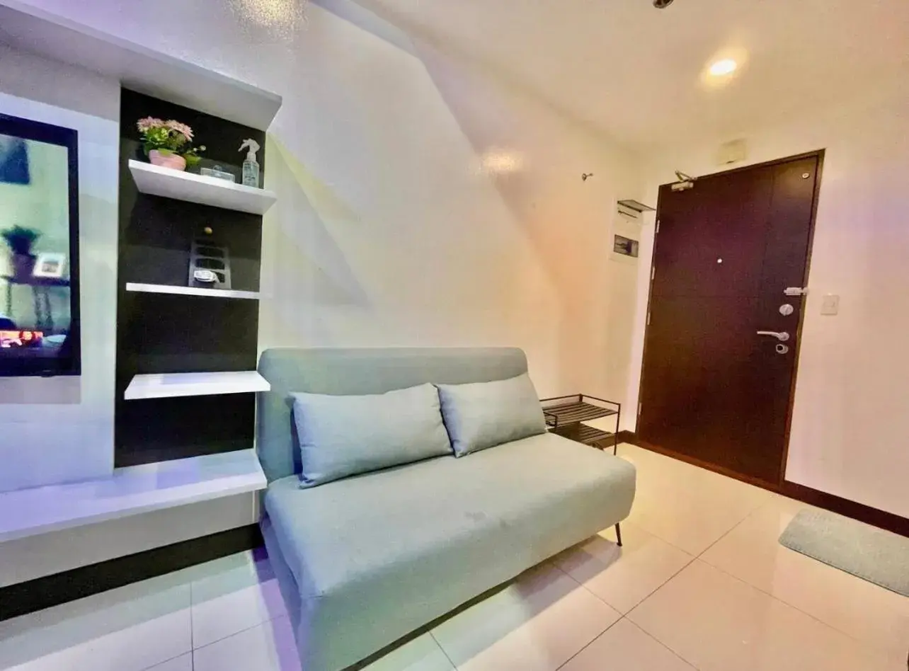 Living room in Luxury 1BR Unit with Pool at Venice Luxury Residences, Tower Domenico, McKinley Hill, Taguig City Living room in Luxury 1BR Unit with Pool at Venice Luxury Residences, Tower Domenico, McKinley Hill, Taguig City