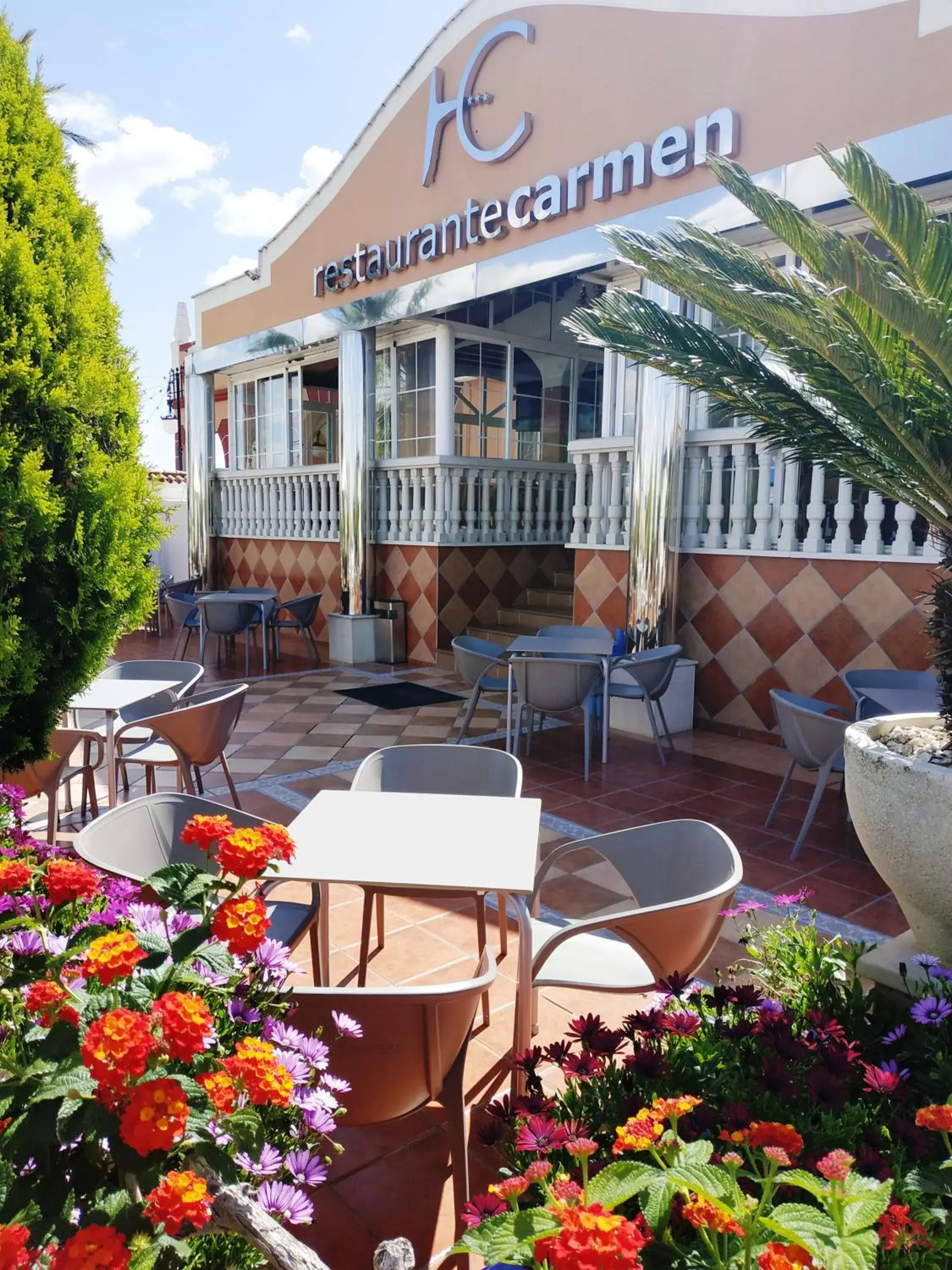 Property building in Hotel Carmen Property building in Hotel Carmen