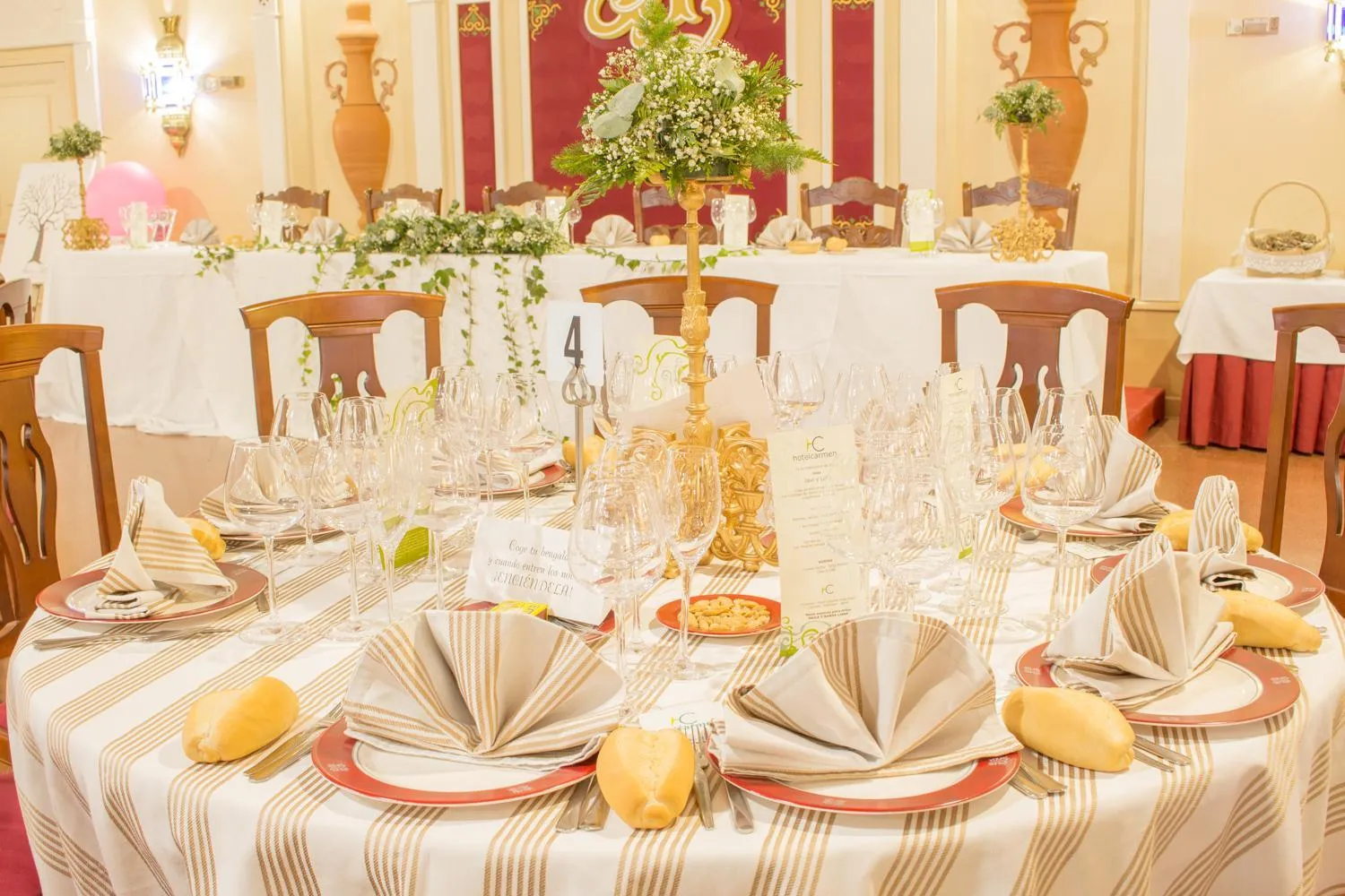 Food and drinks in Hotel Carmen