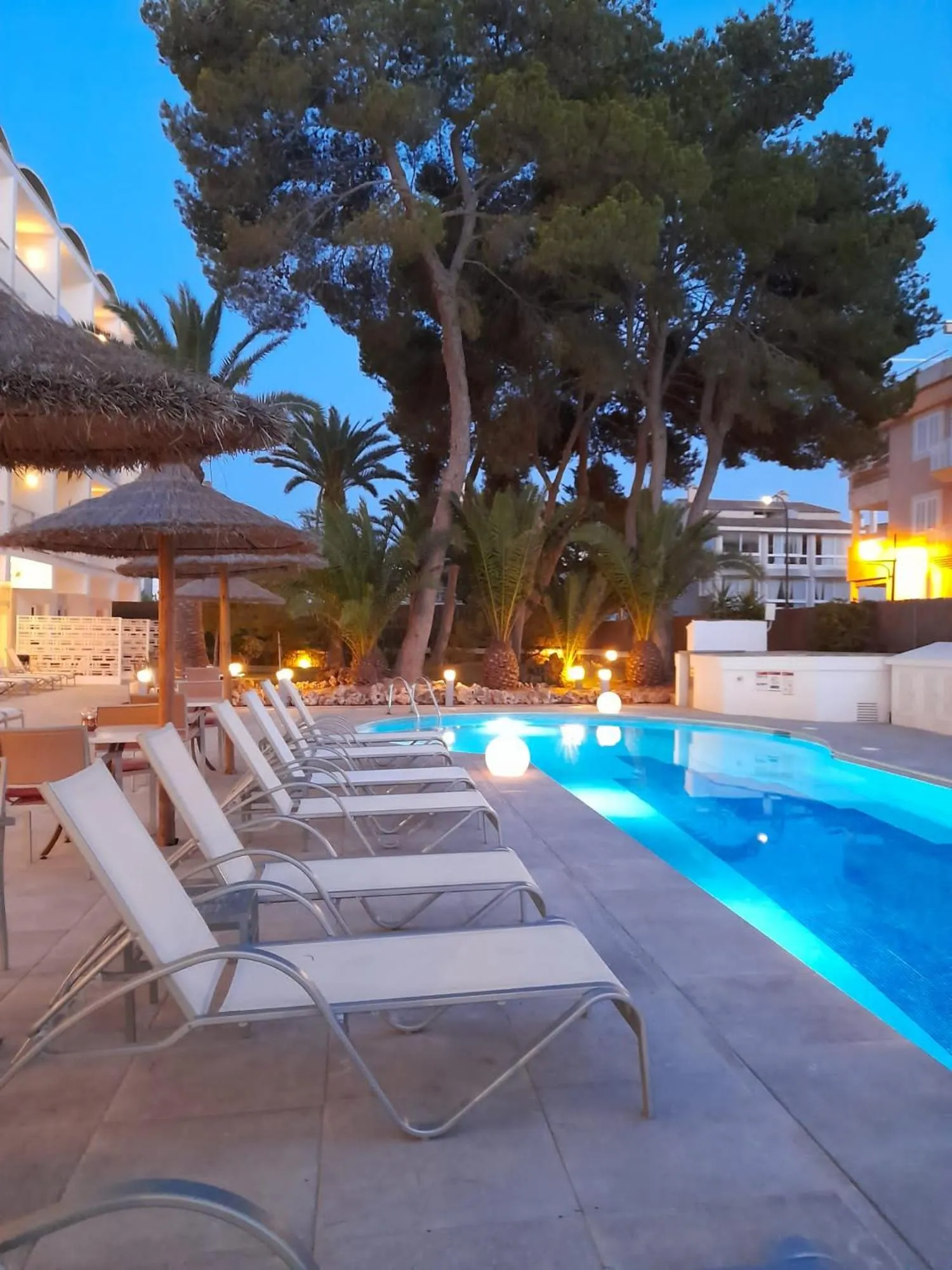 Swimming pool in Hotel Isla de Cabrera