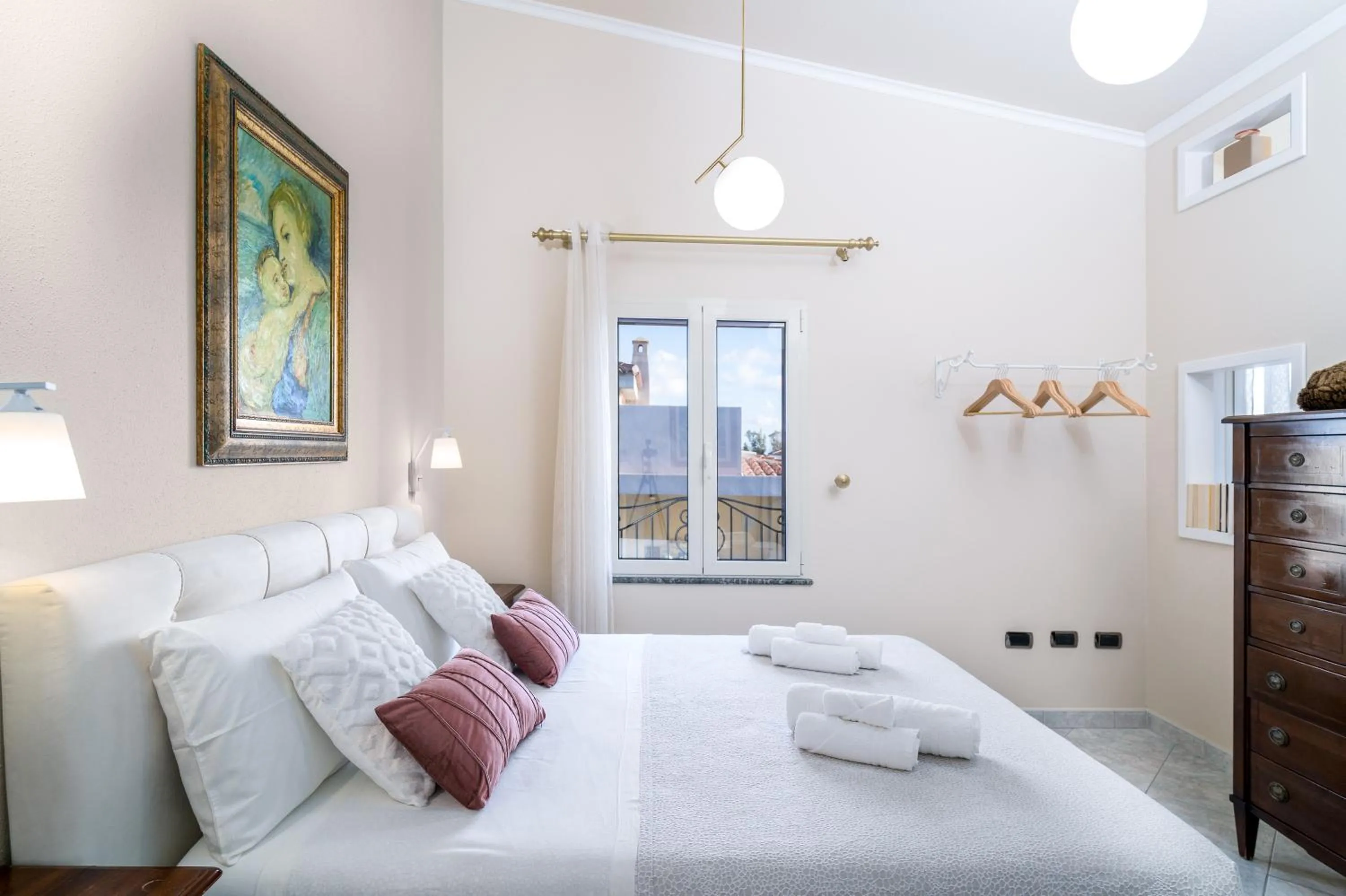 Eliana's Apartments - Mares e Montes