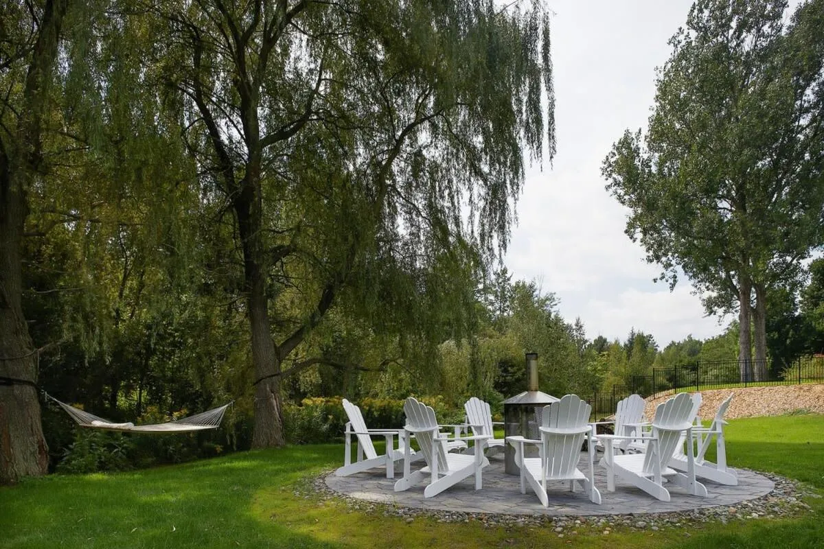 Bromont Lodge 837 shefford suite 200