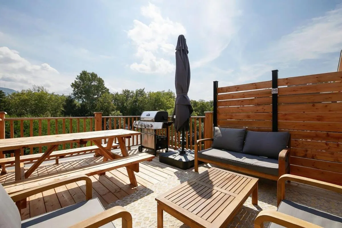 Bromont Lodge 837 shefford suite 200