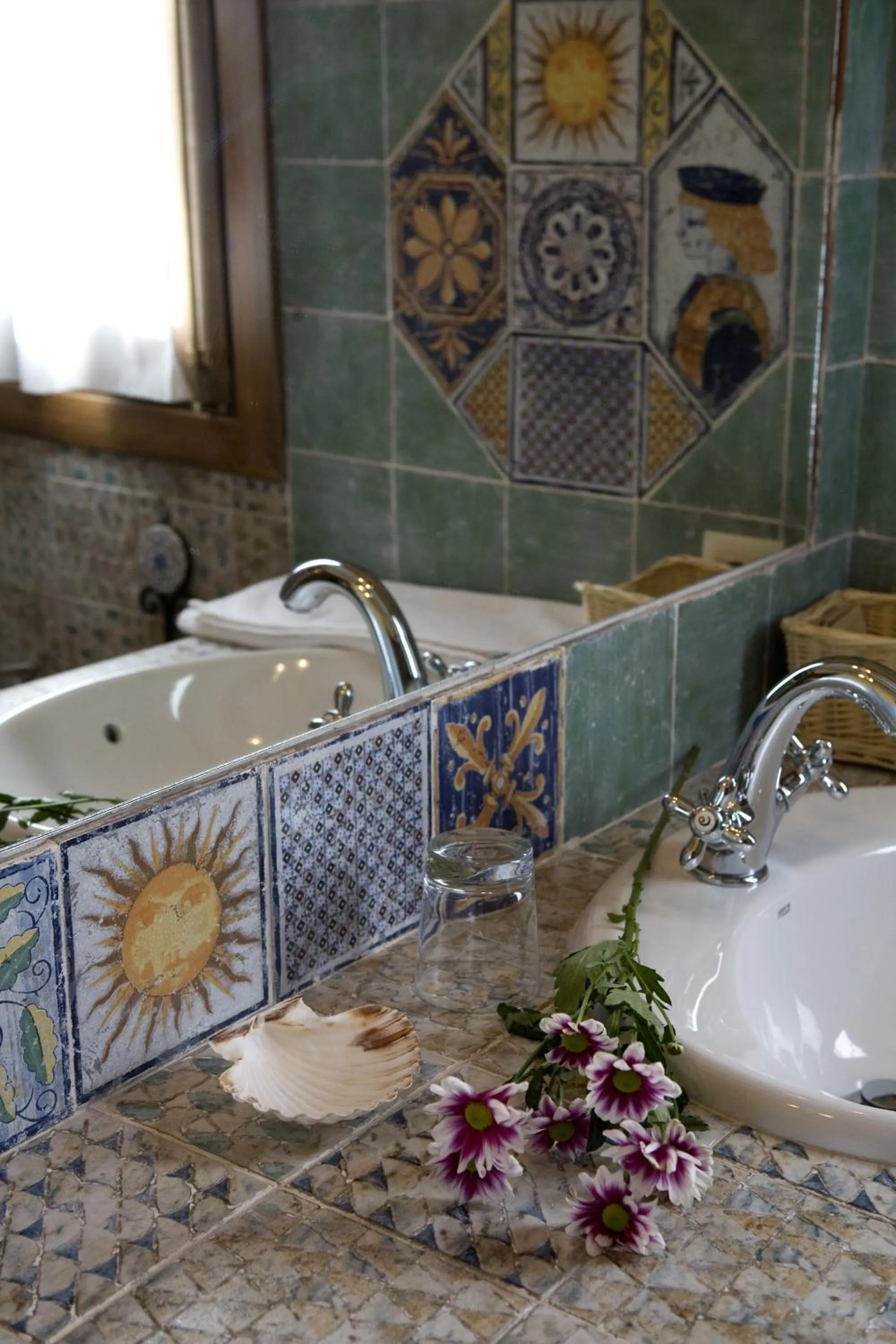 Bathroom in Hotel Rural La Data