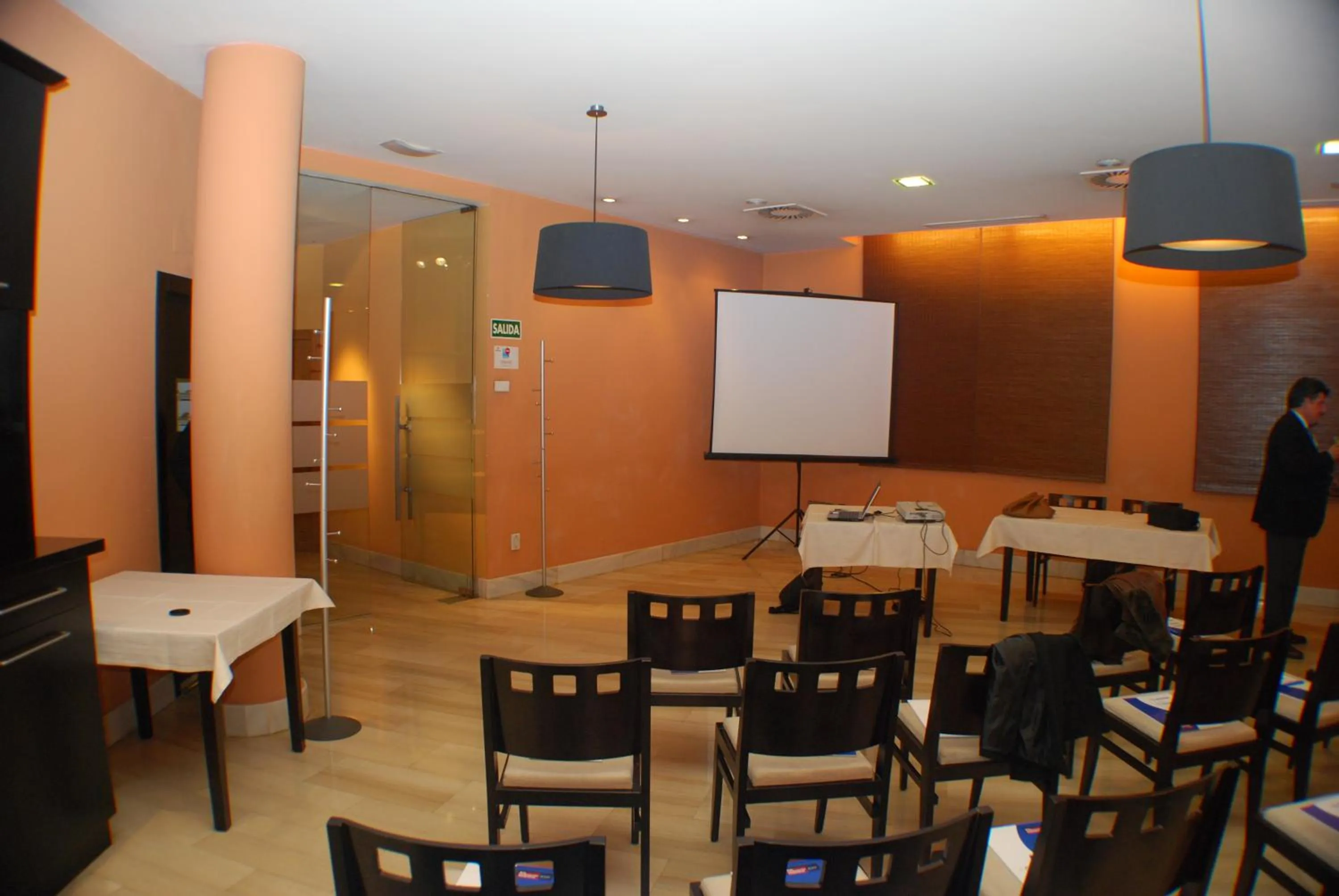 Business facilities in Hotel Mieres del Camino