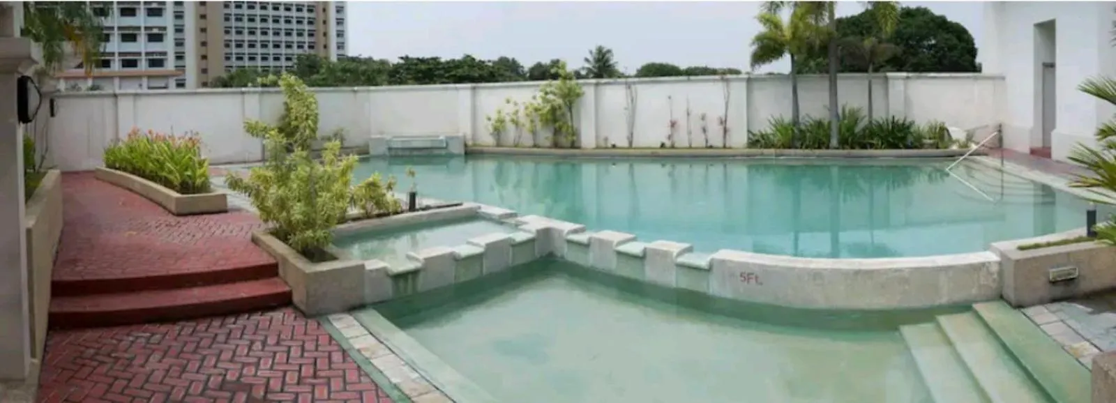 Swimming pool in WestParc Cedar Alabang